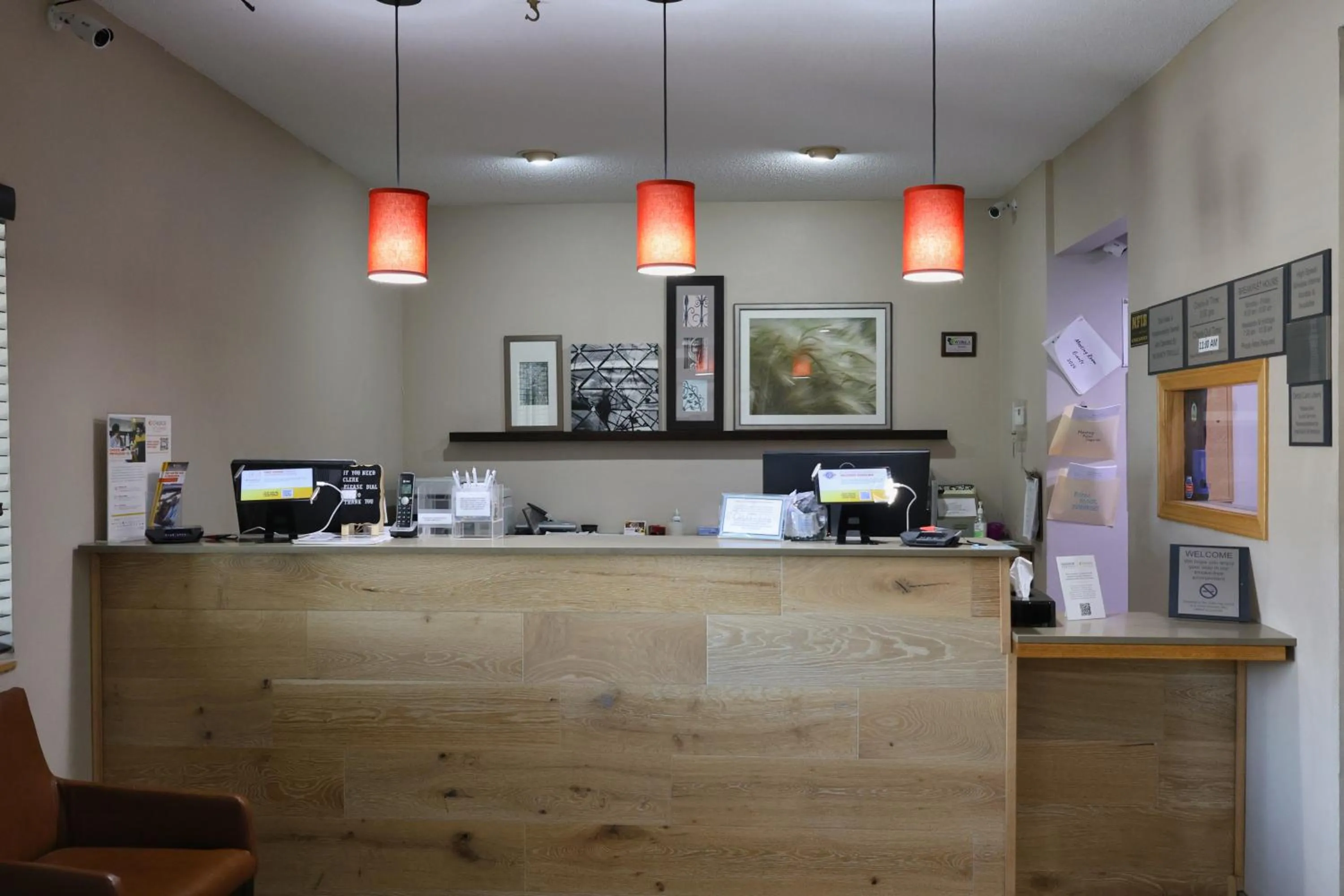 Lobby or reception in Country Inn & Suites by Radisson, Sparta, WI