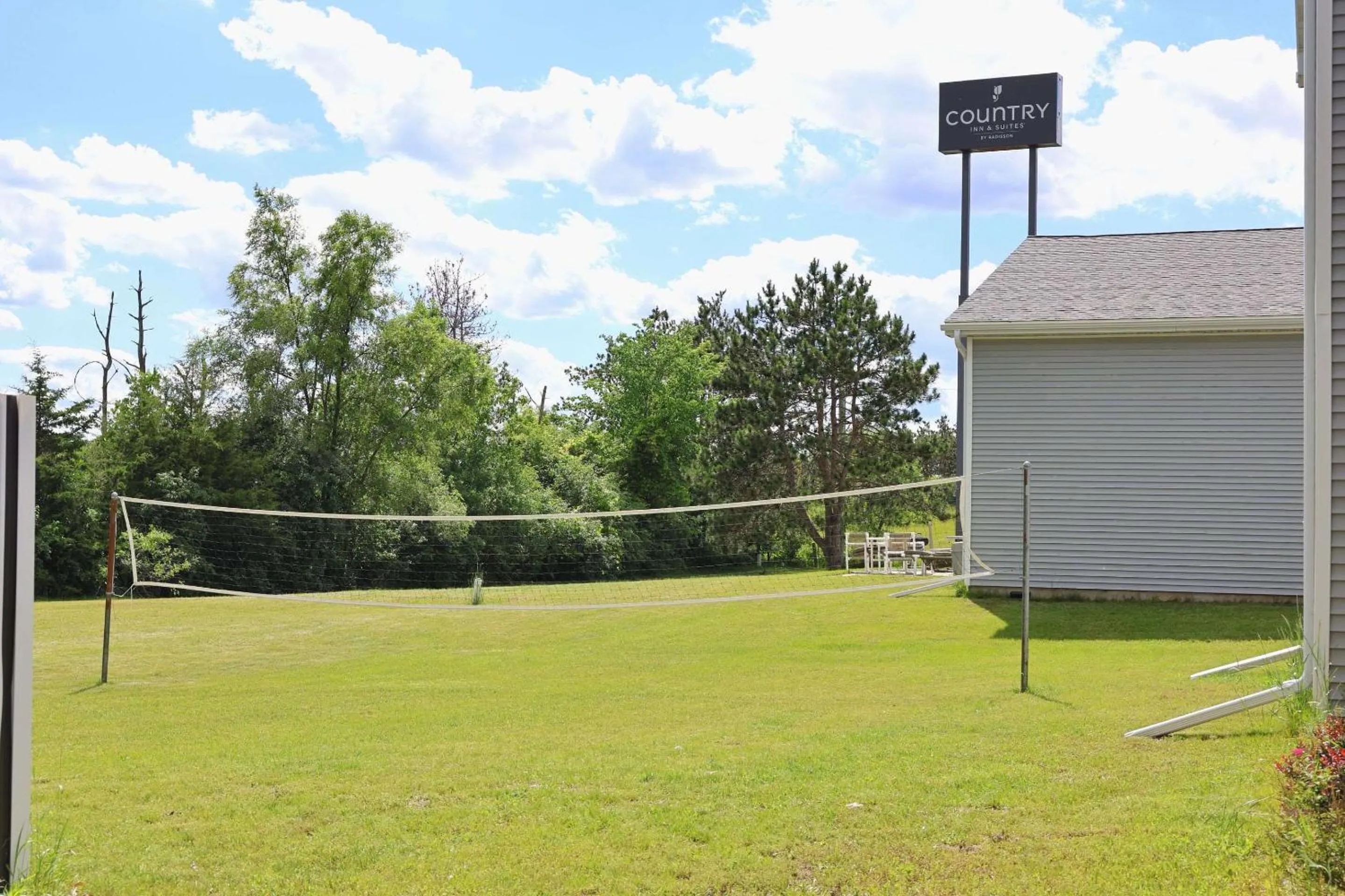 Property building in Country Inn & Suites by Radisson, Sparta, WI