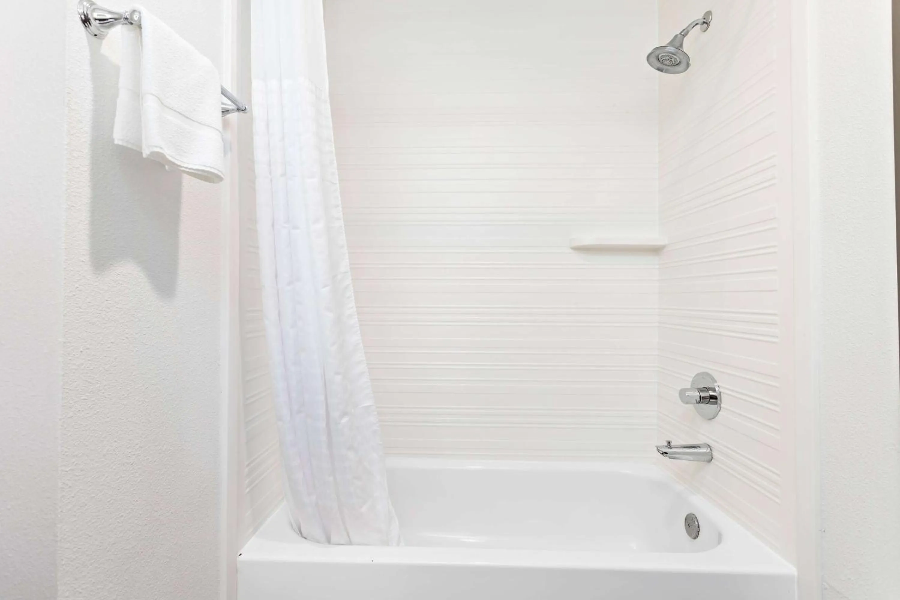 Photo of the whole room in Hawthorn Extended Stay by Wyndham Port Arthur