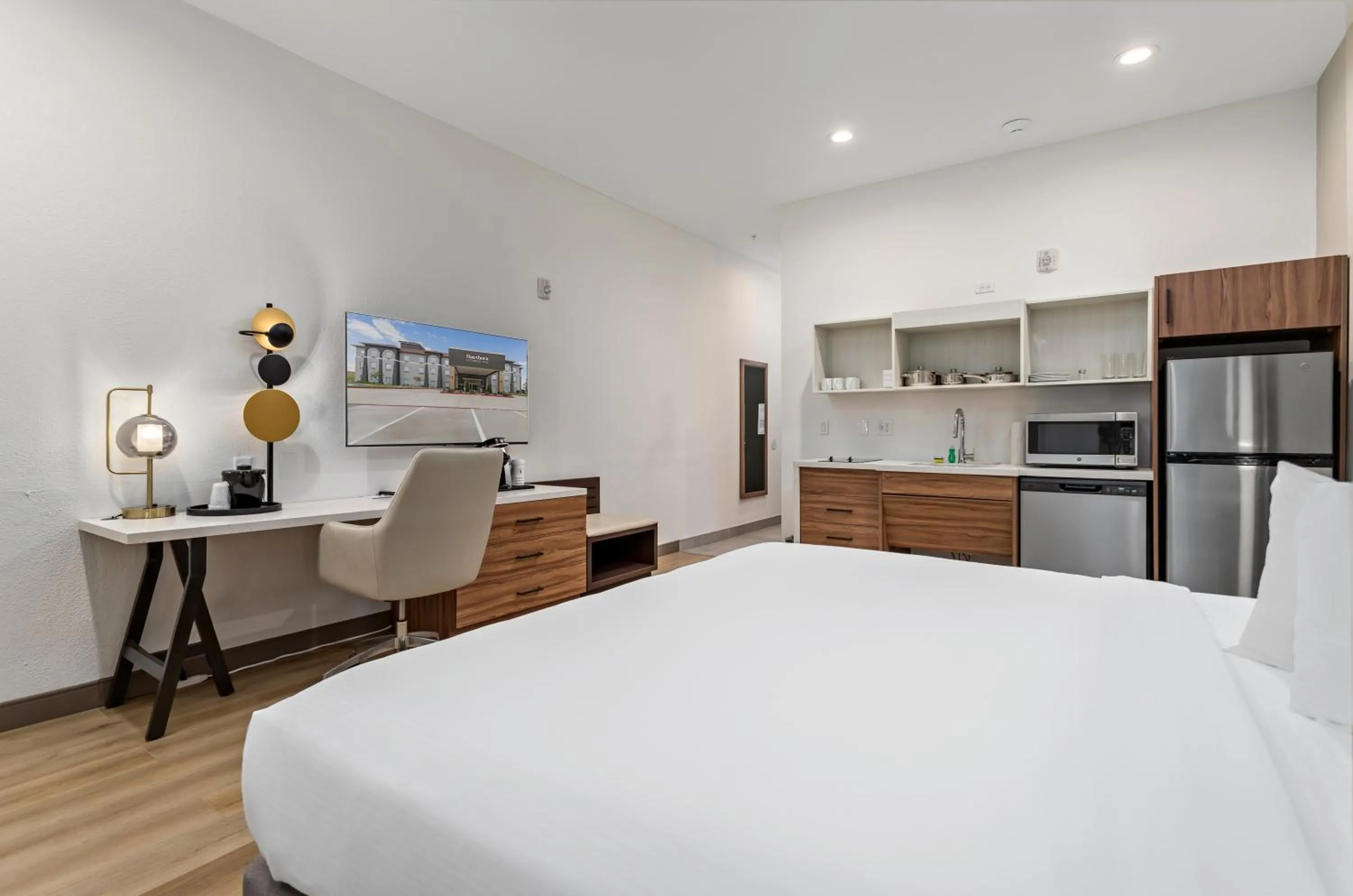 Bedroom, Bed in Hawthorn Extended Stay by Wyndham Port Arthur