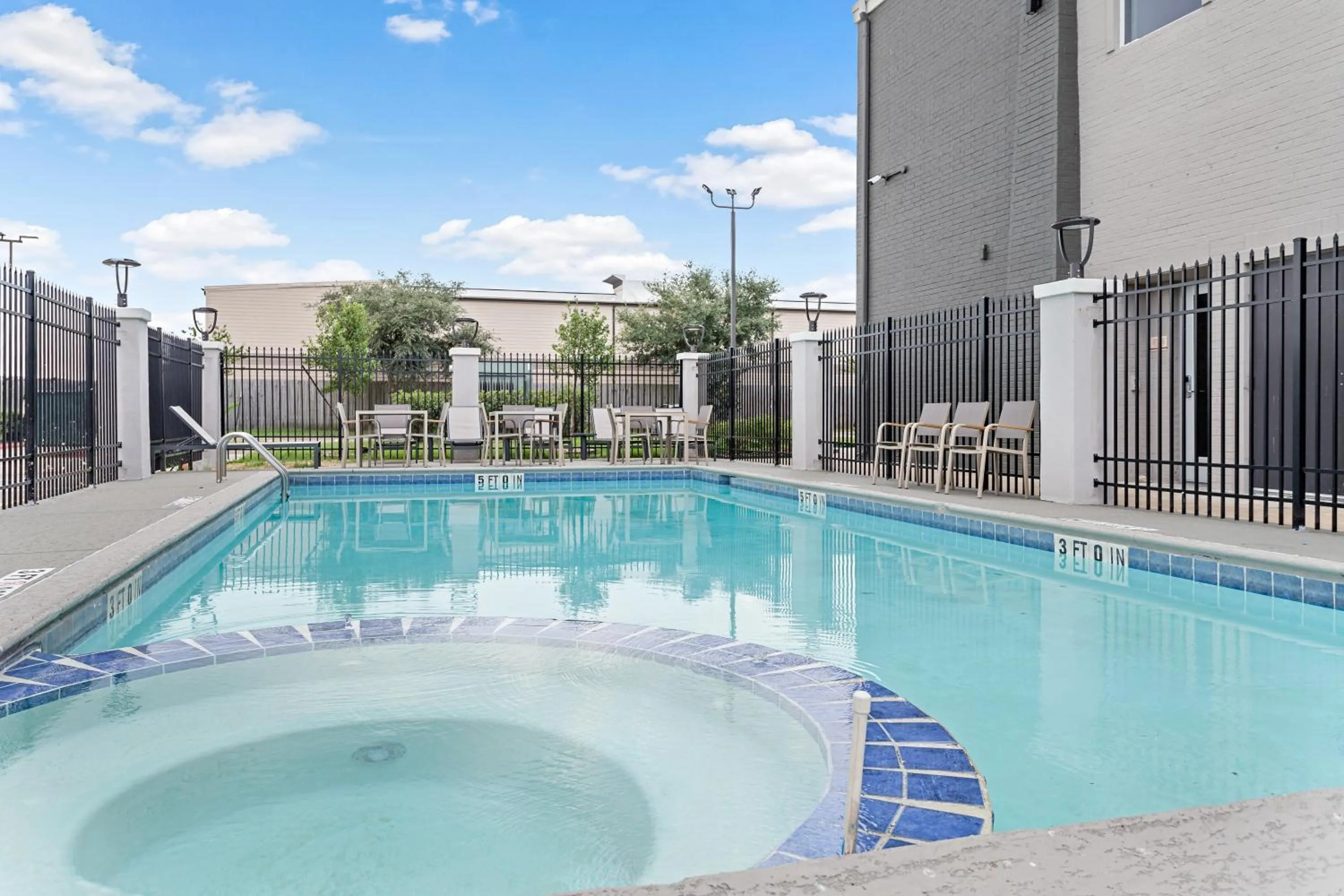 Swimming pool in Hawthorn Extended Stay by Wyndham Port Arthur