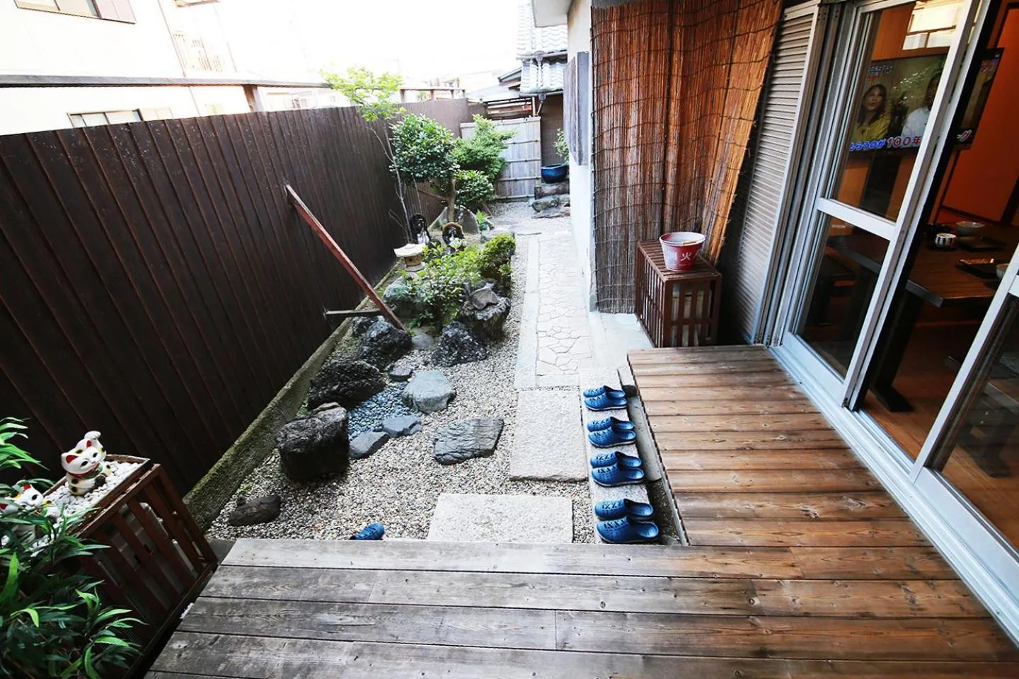 Patio in Nara Imai House
