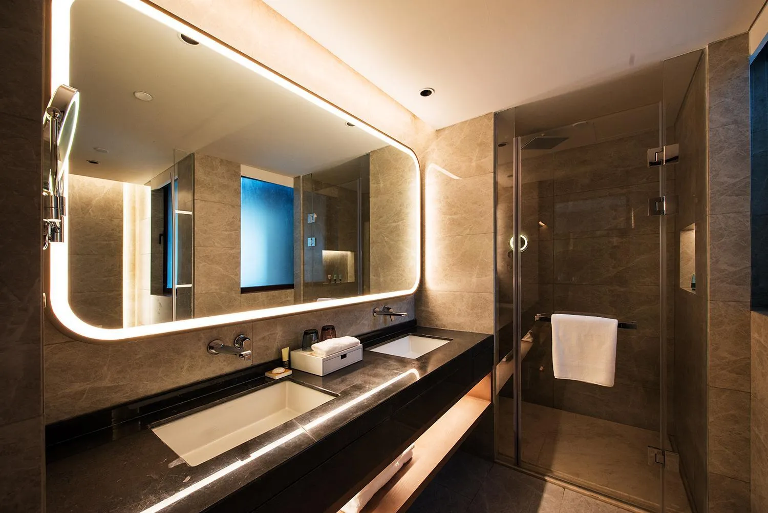 Shower in Wingate by Wyndham Hainan Chengmai