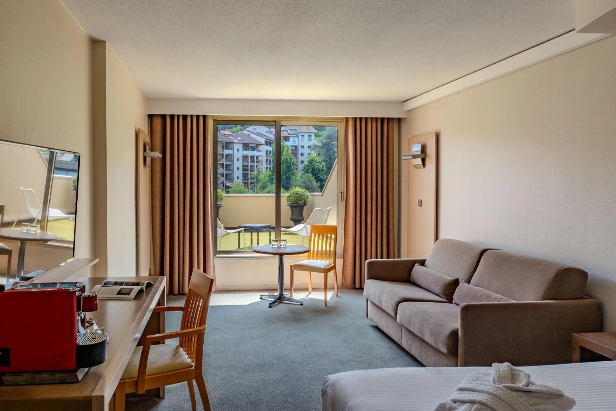 Photo of the whole room in Hôtel Lyon Métropole & Spa