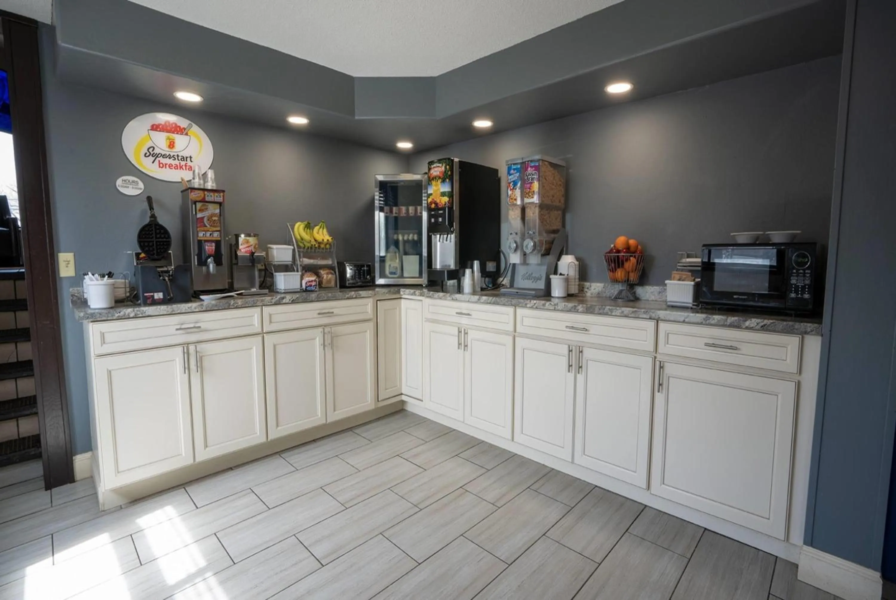 Property building in Super 8 by Wyndham Miles City