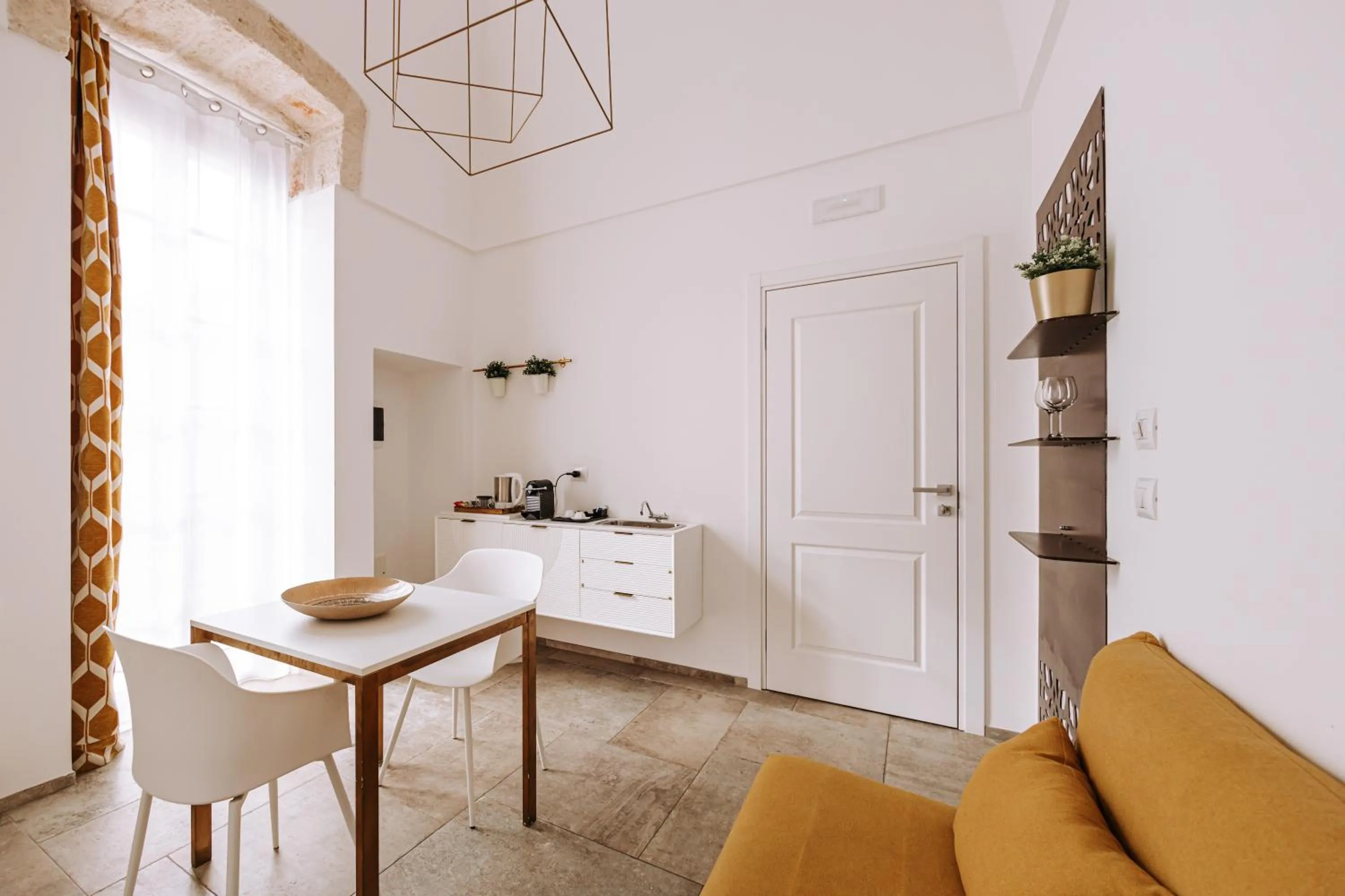 Suite1212 - Pirrelli