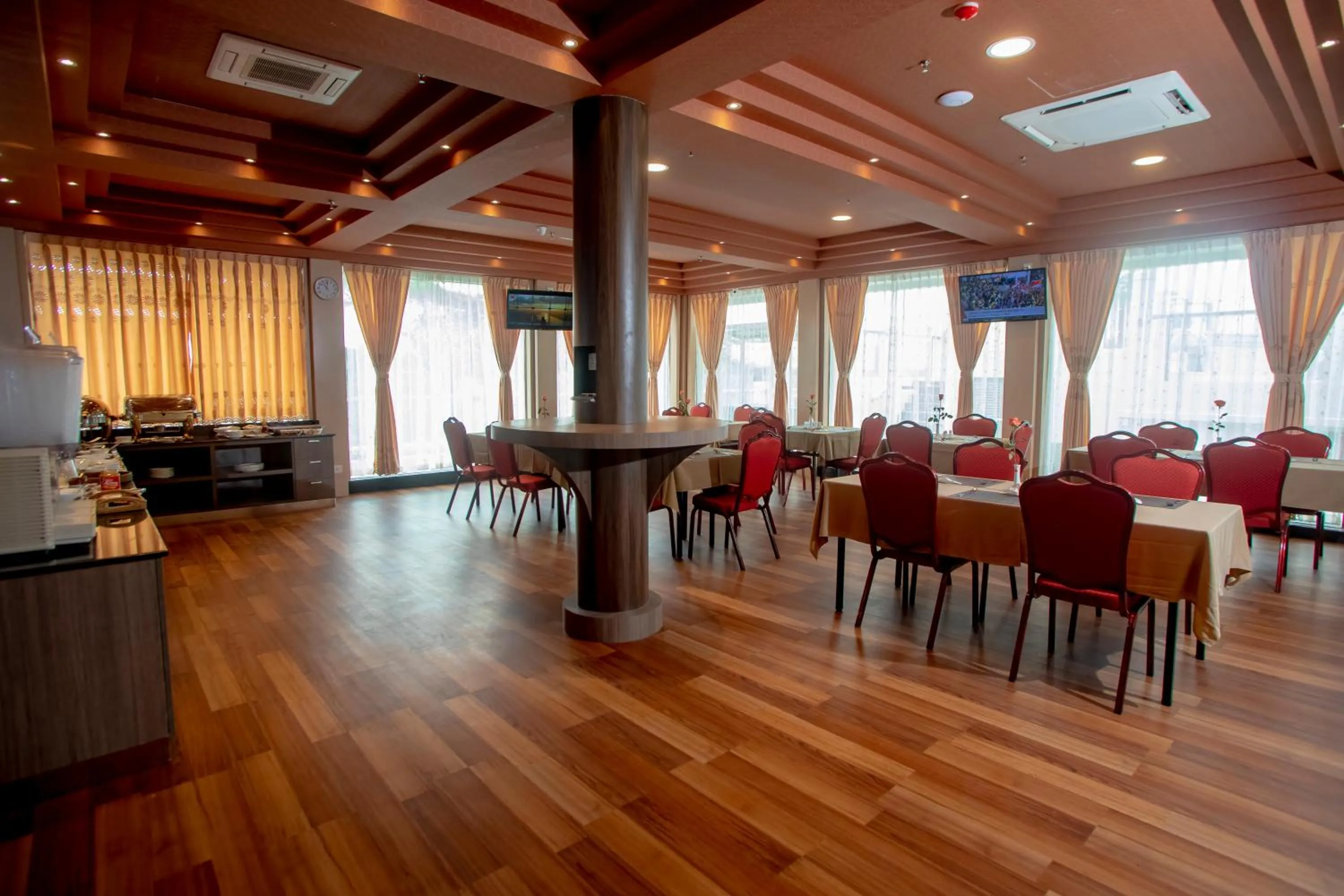 Restaurant/places to eat in Prestige Residences at Golden Valley by Grand United Hospitality