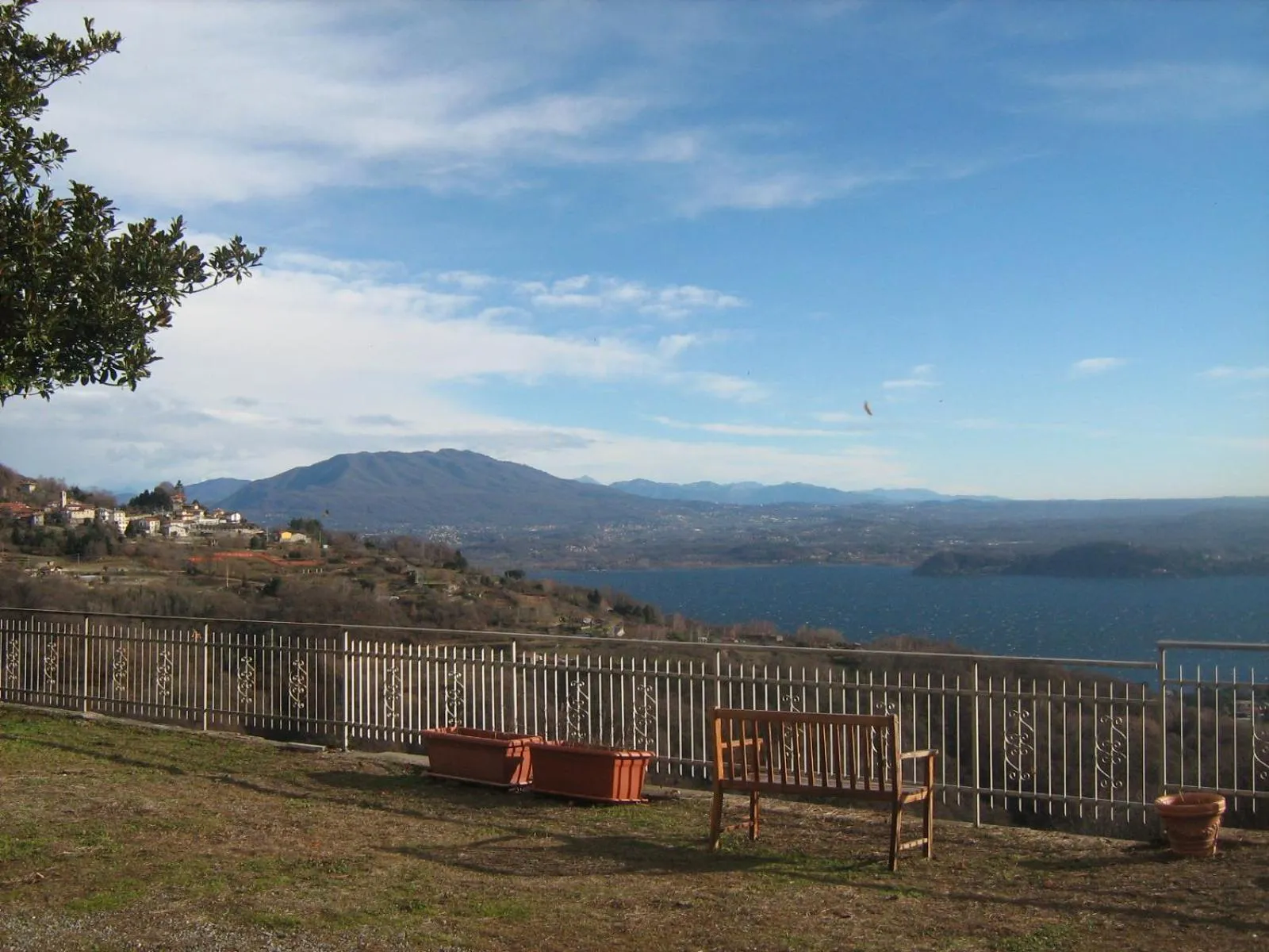 Garden in Villa Magnolia BB, Lago Maggiore (Massino Visconti, Italy)