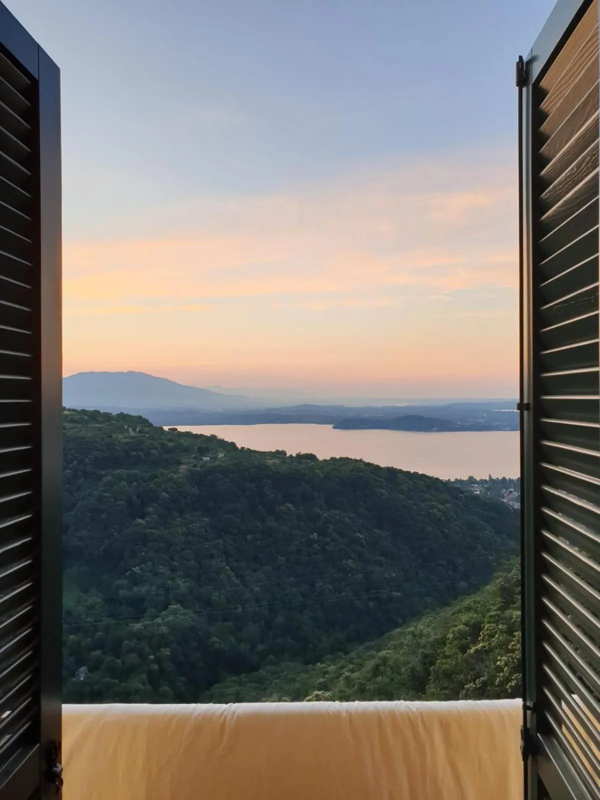 Villa Magnolia BB, Lago Maggiore (Massino Visconti, Italy)
