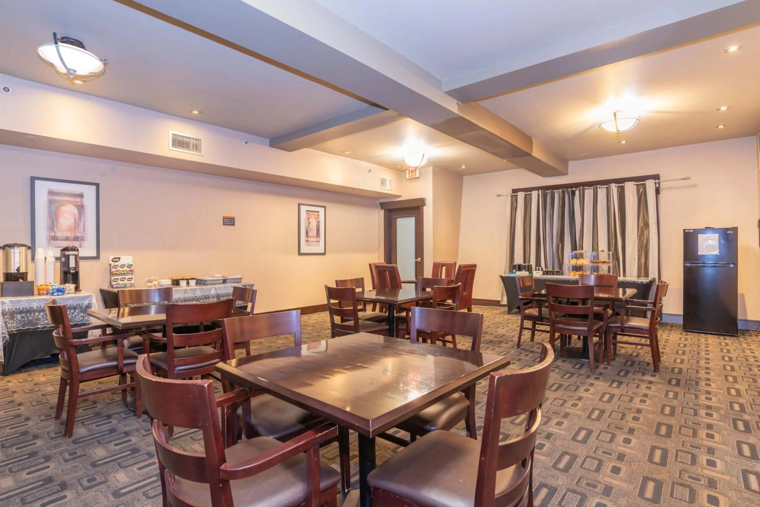 Breakfast in Sandman Hotel Castlegar