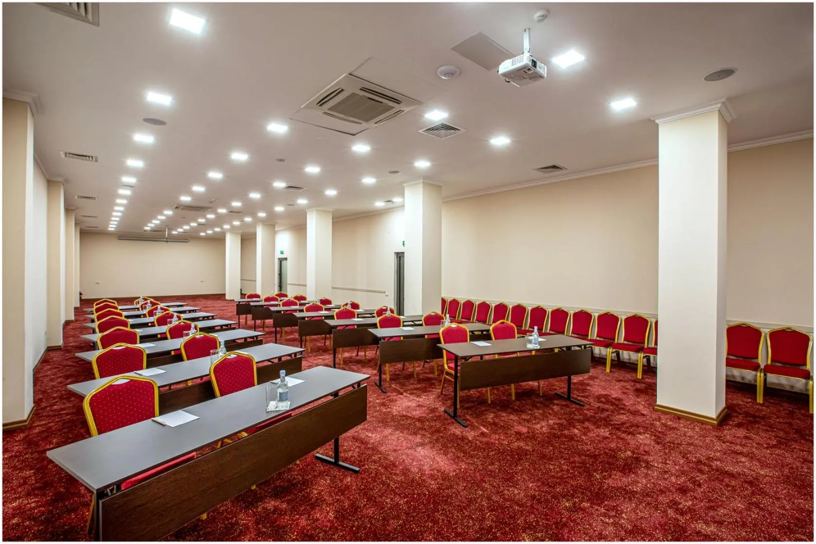 Meeting/conference room in Ani Grand Hotel Yerevan