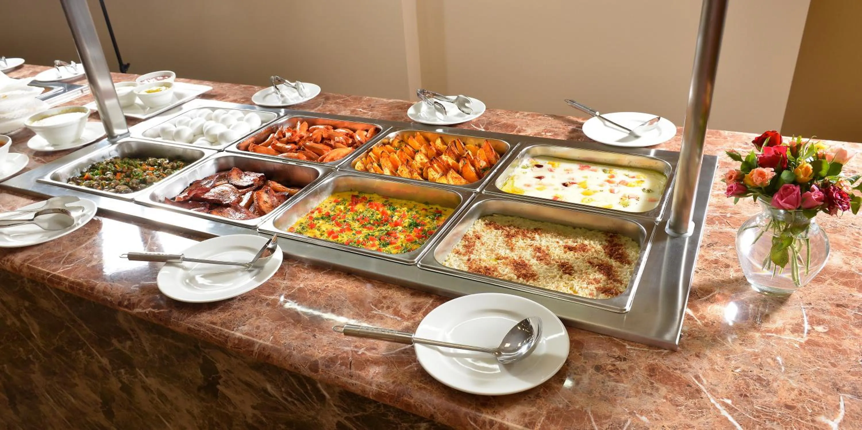 Food and drinks in Ani Grand Hotel Yerevan