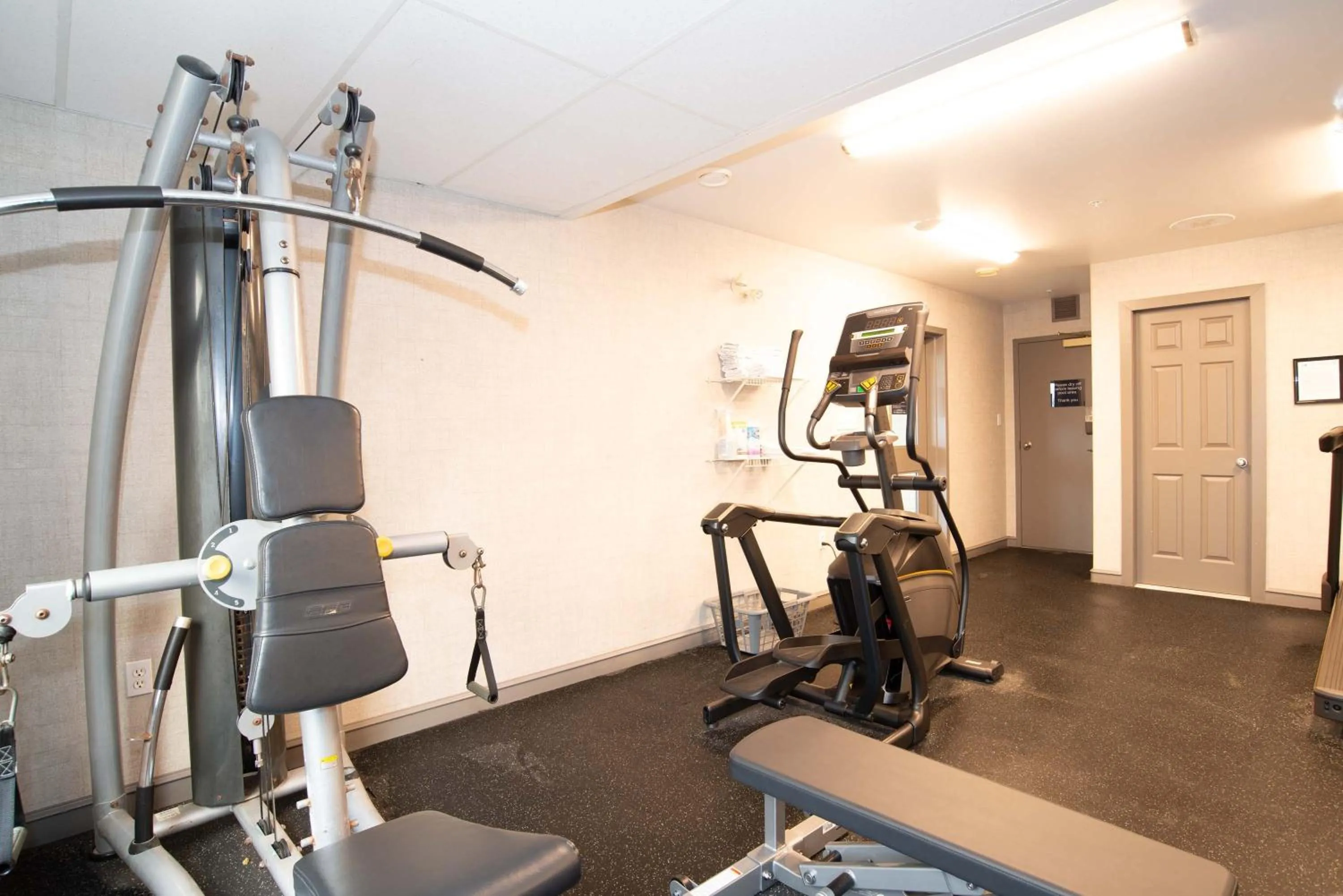Fitness centre/facilities in Sandman Hotel Quesnel