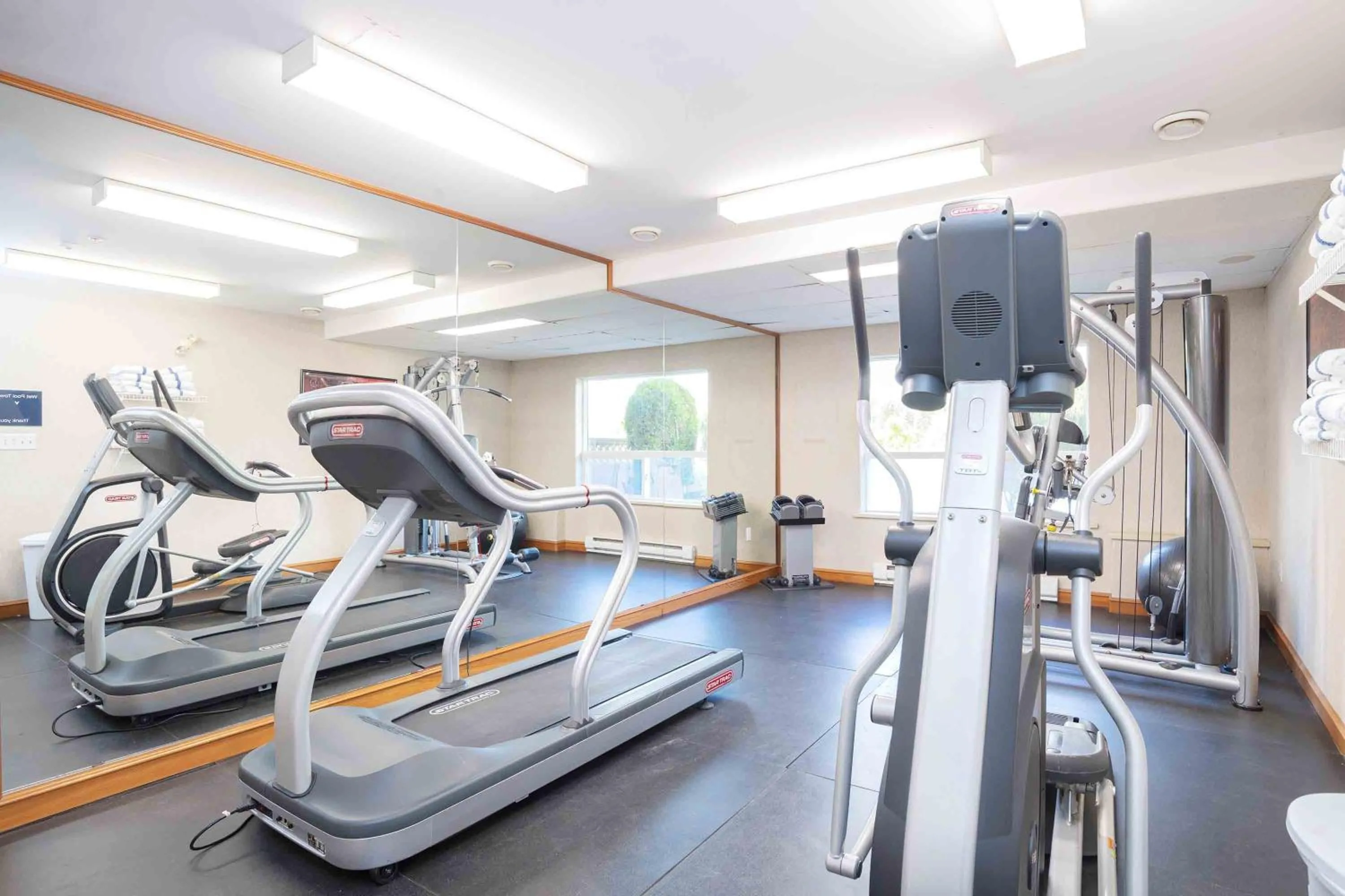Fitness centre/facilities in Sandman Hotel Quesnel