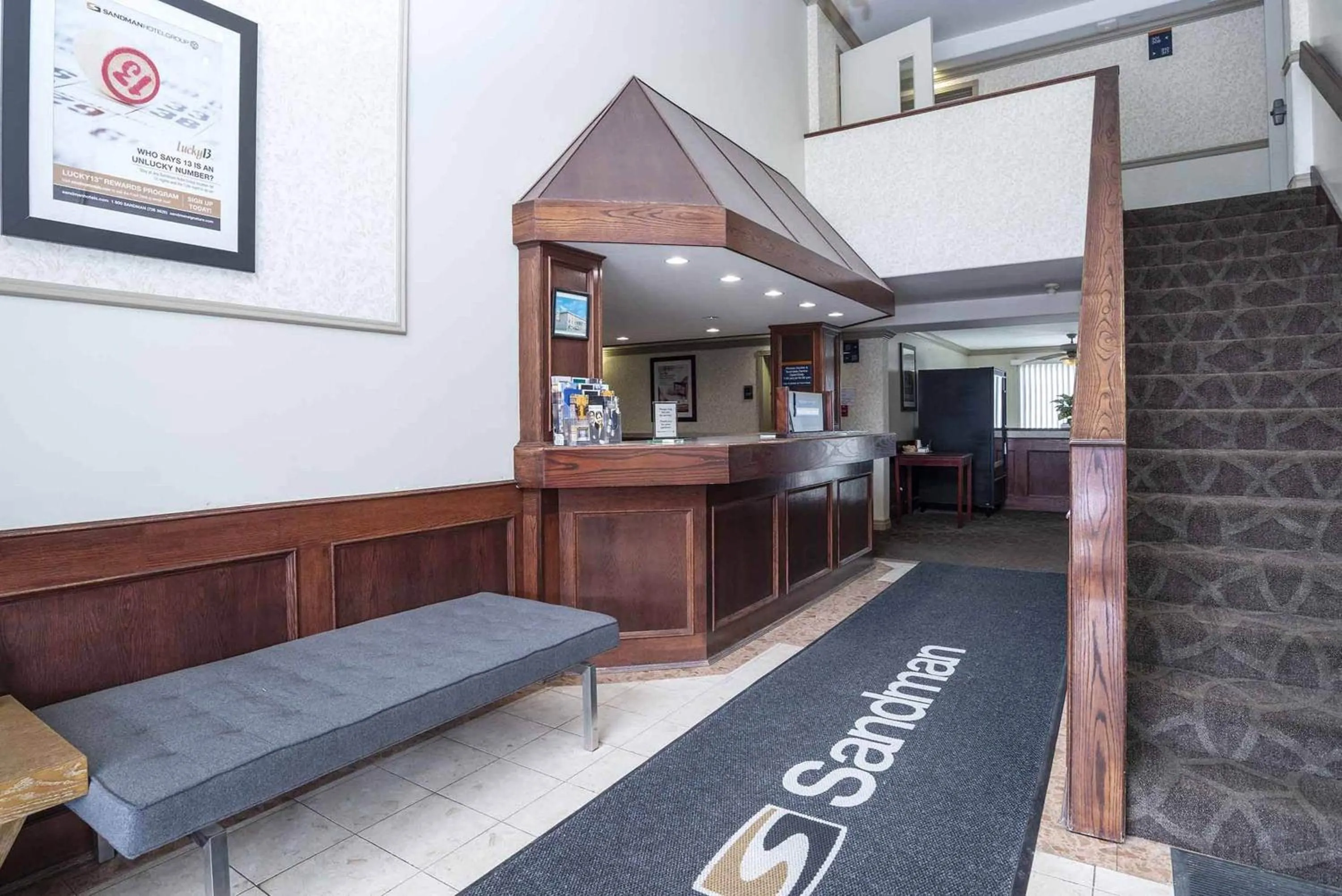 Lobby or reception in Sandman Inn Smithers