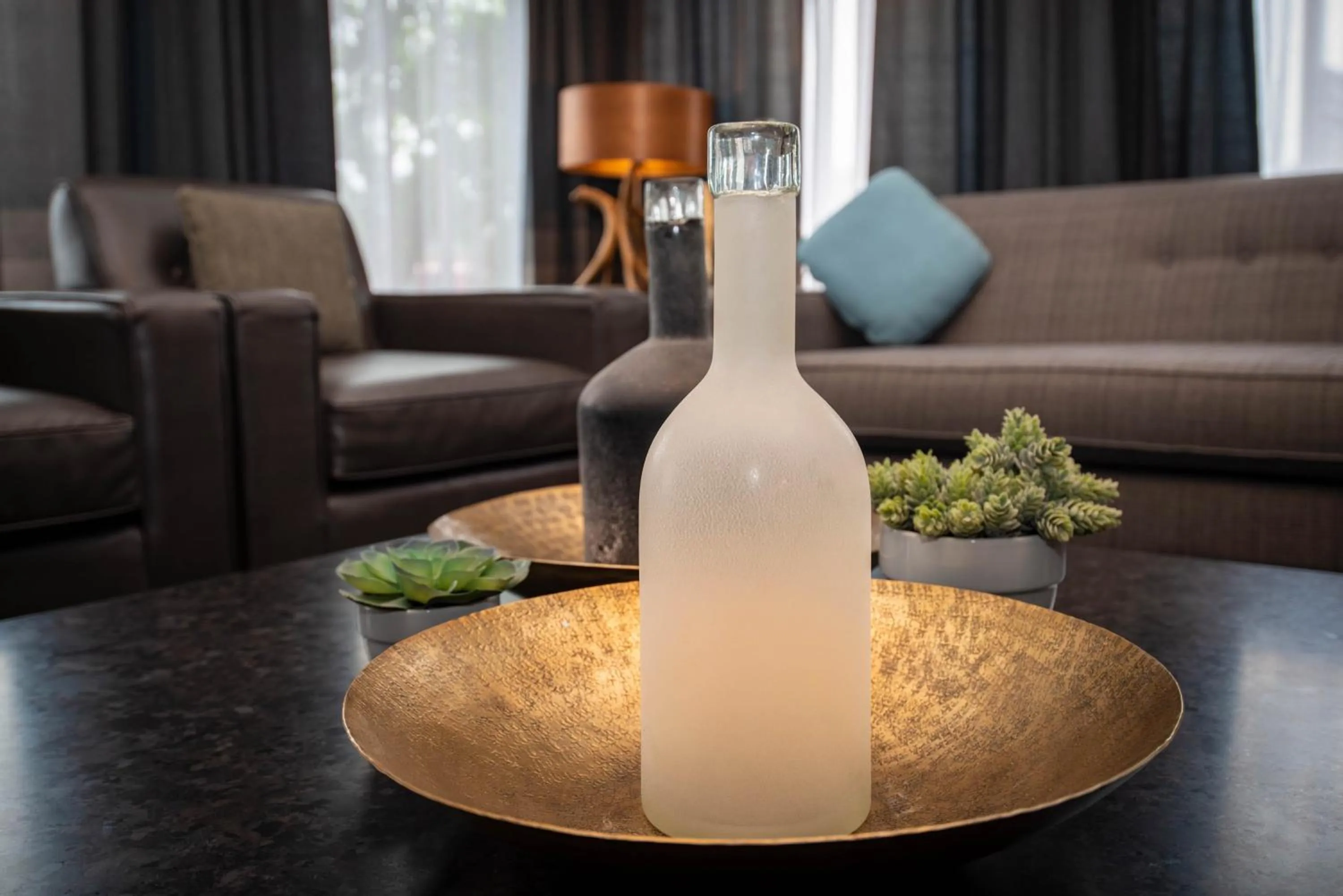 Lobby or reception in Sandman Hotel Vernon