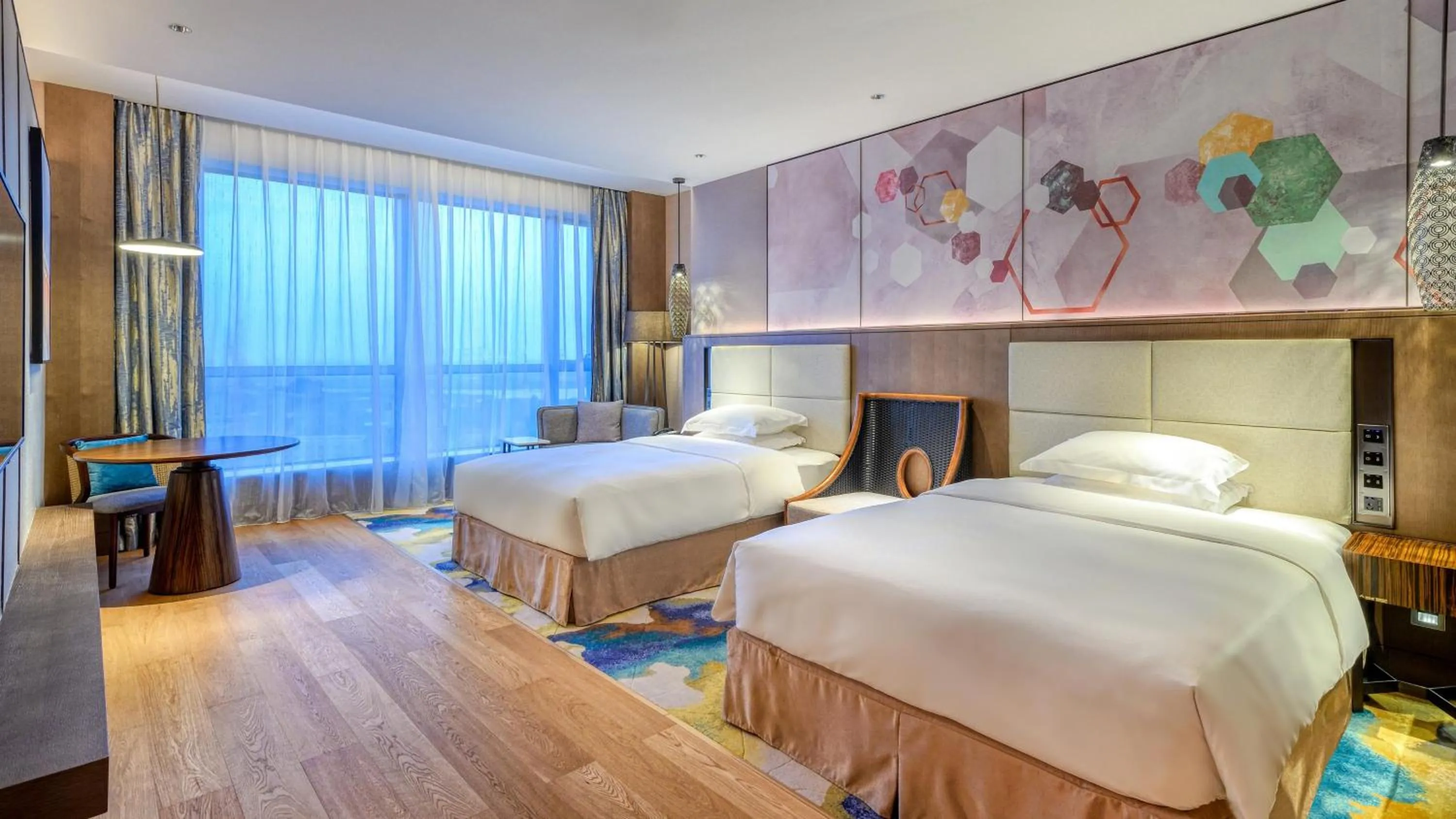 Photo of the whole room, Bed in Crowne Plaza Beihai Silver Beach by IHG