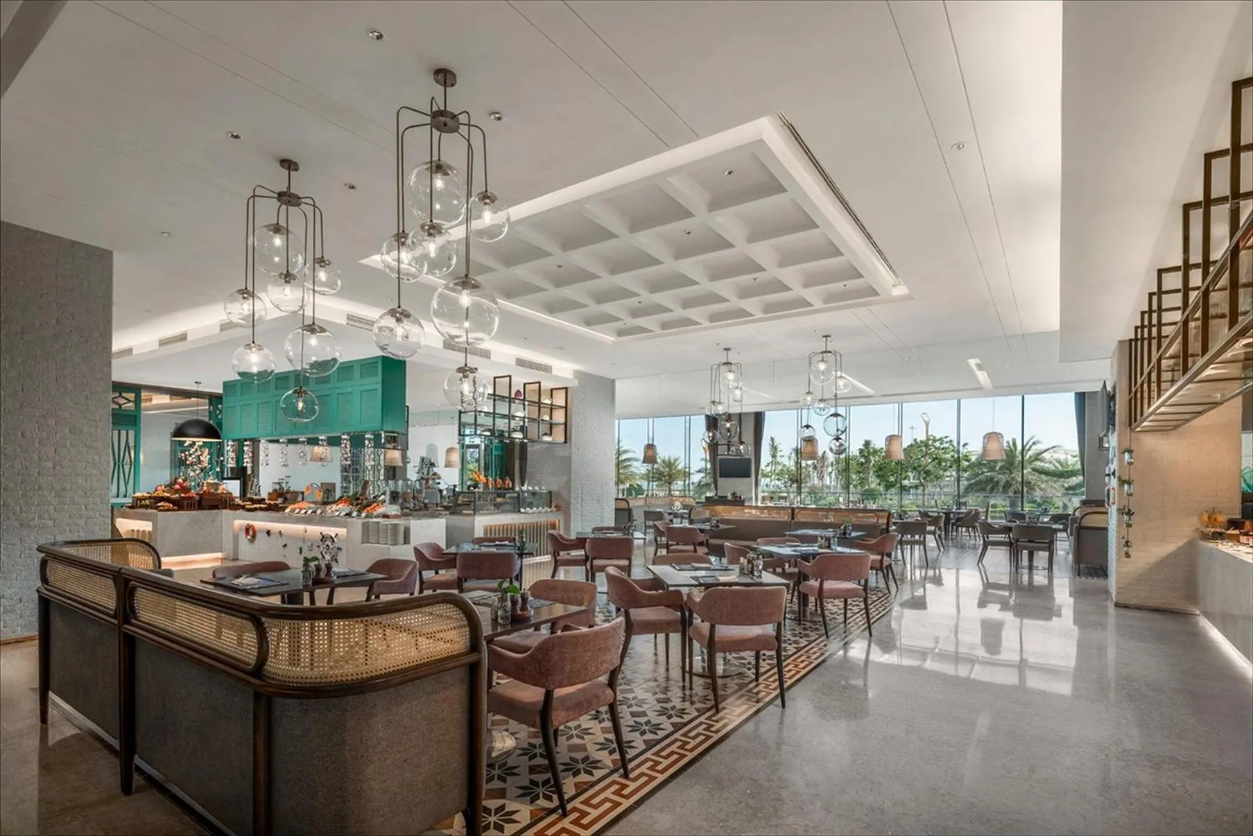 Restaurant/places to eat in Crowne Plaza Beihai Silver Beach by IHG