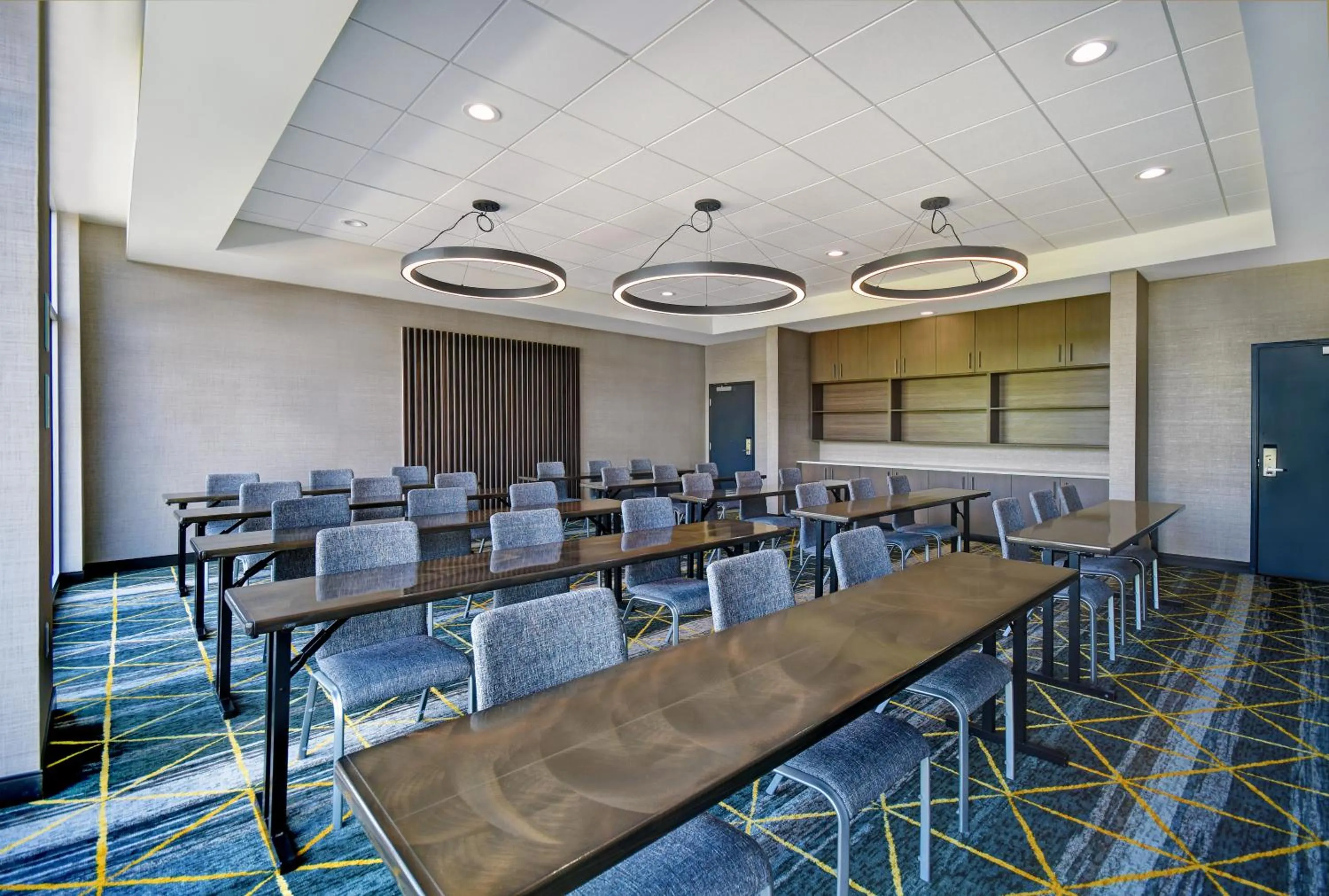 Meeting/conference room in Holiday Inn Grand Rapids North - Walker by IHG