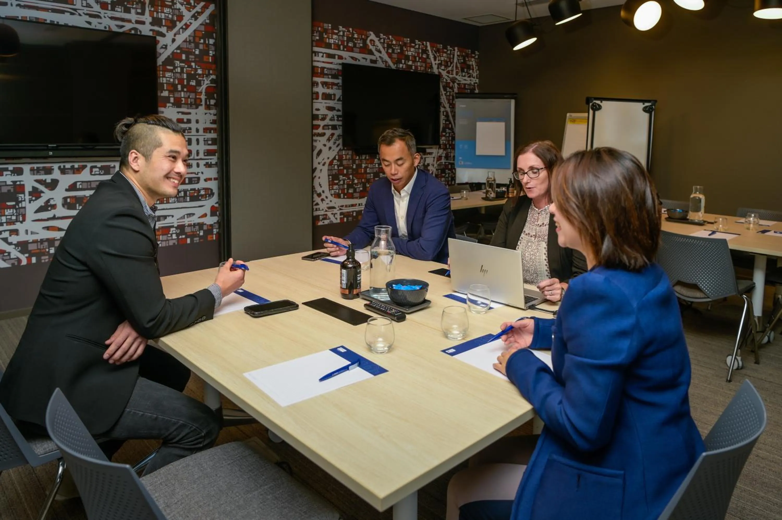 Meeting/conference room in Holiday Inn Express Sydney Airport by IHG