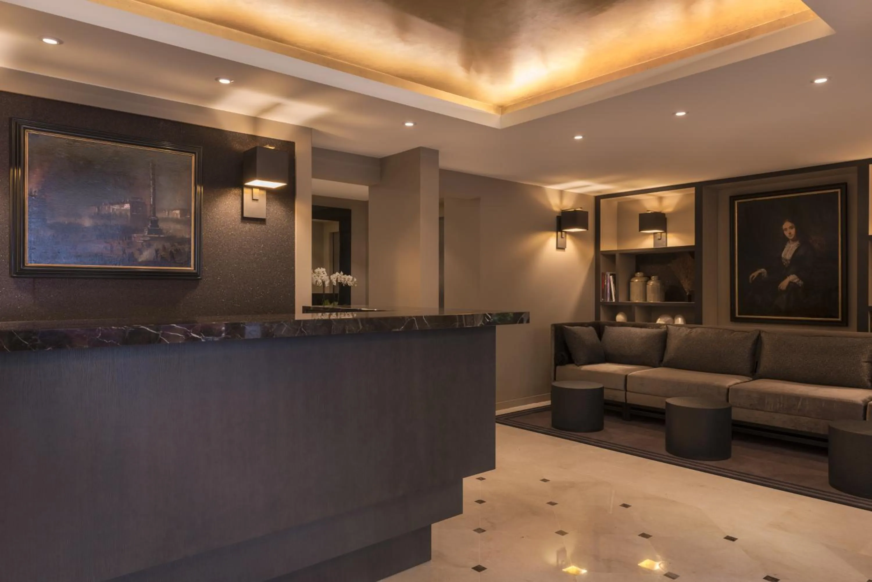 Lobby or reception in La Villa des Ternes