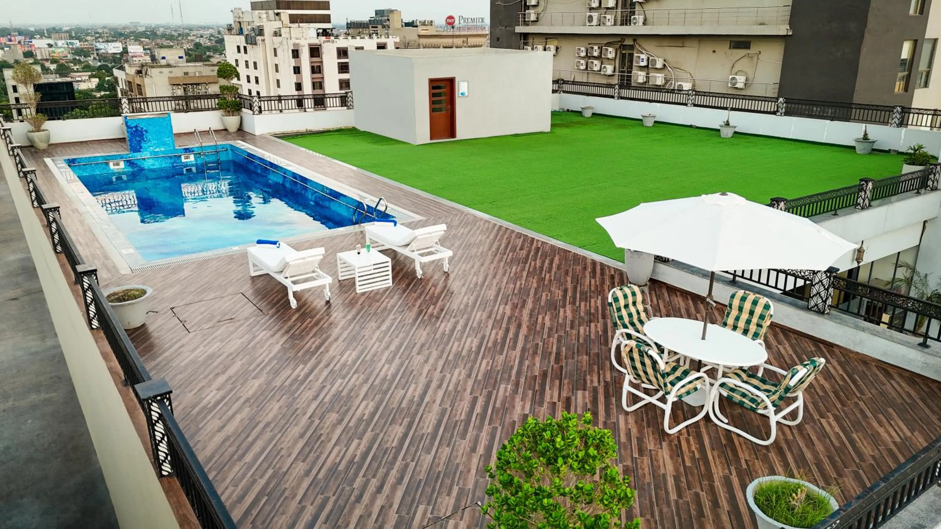 Swimming pool in Nine Tree Luxury Hotel & Suites Lahore