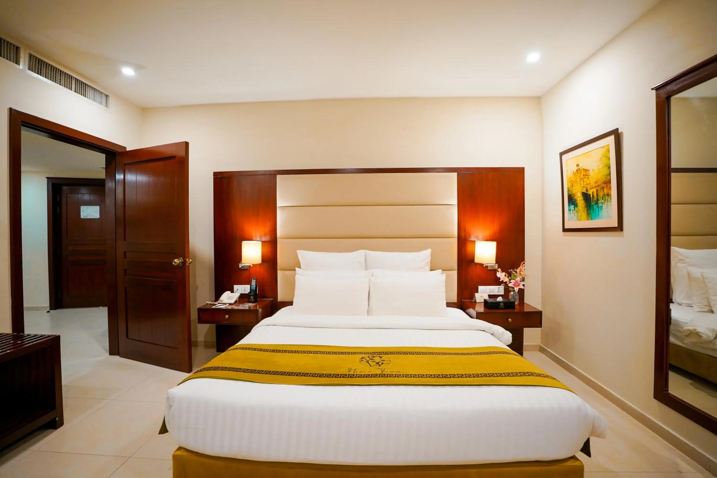 Bed in Nine Tree Luxury Hotel & Suites Lahore