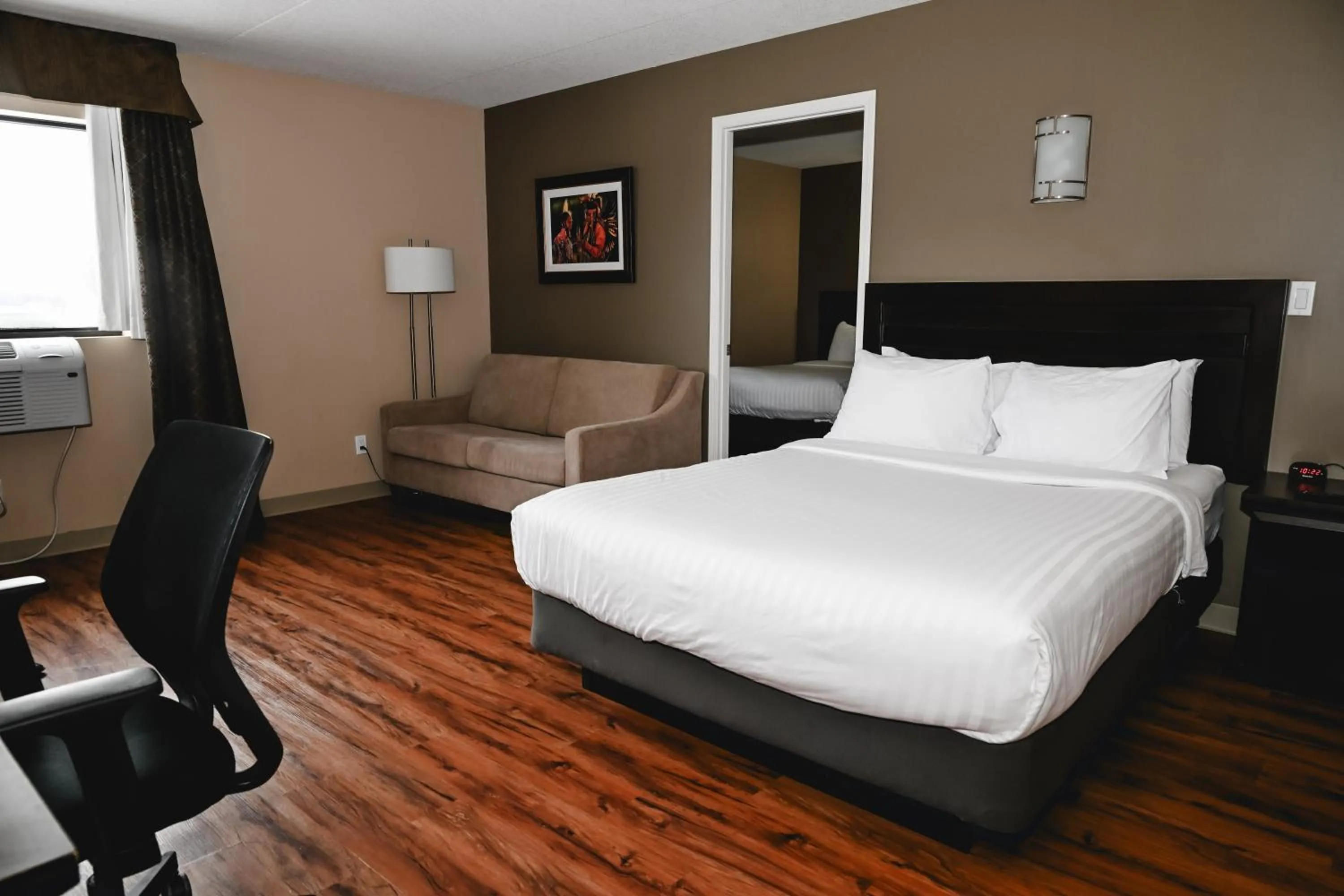 Bed in Quality Hotel & Conference Centre