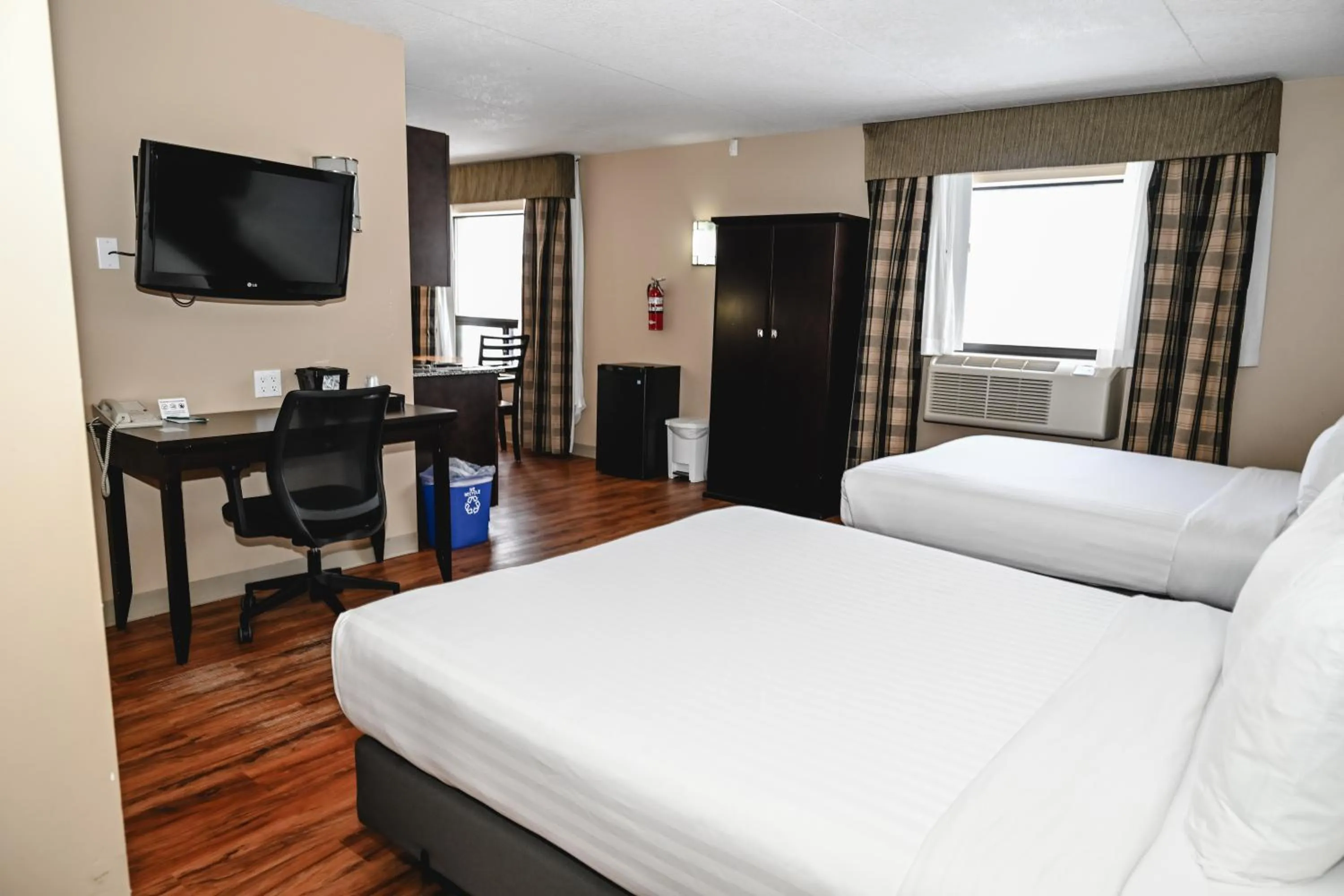 Bedroom, Bed in Quality Hotel & Conference Centre