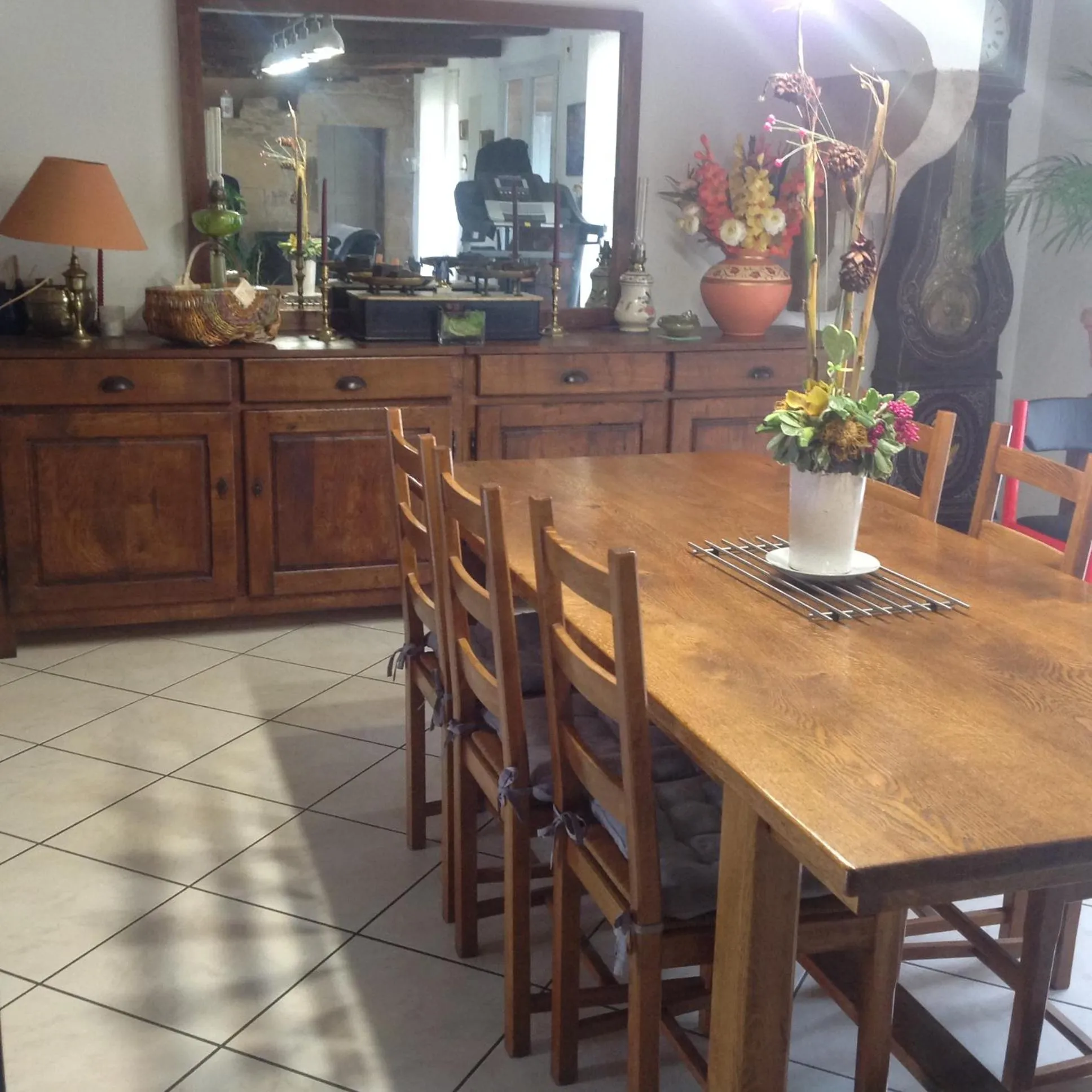 Dining area in La ferme de Manon