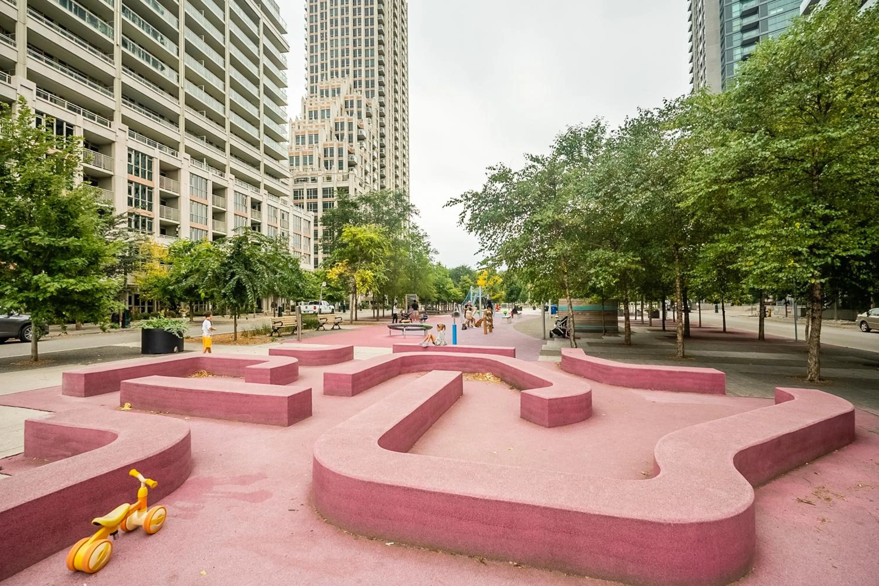 Location in GLOBALSTAY Magnificent Condos in DT