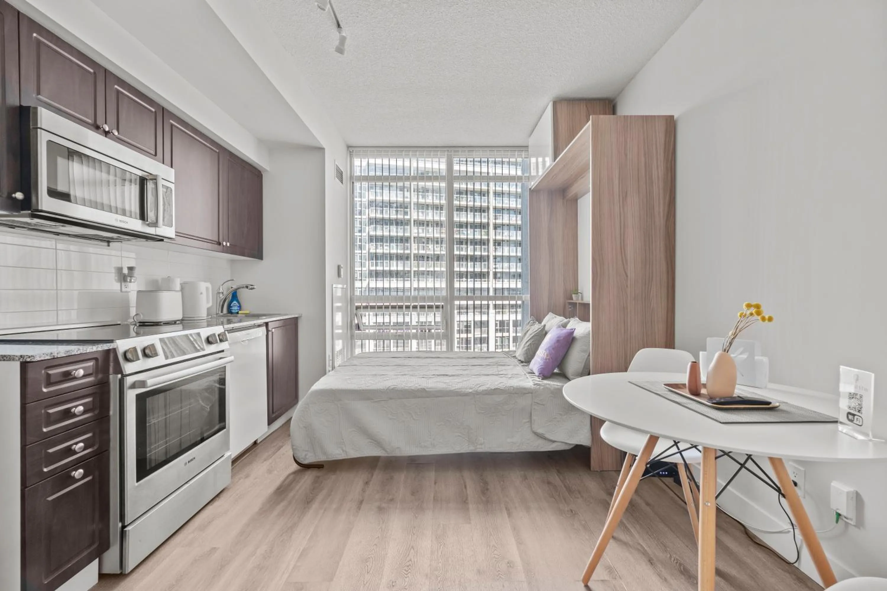 Bed in GLOBALSTAY Magnificent Condos in DT