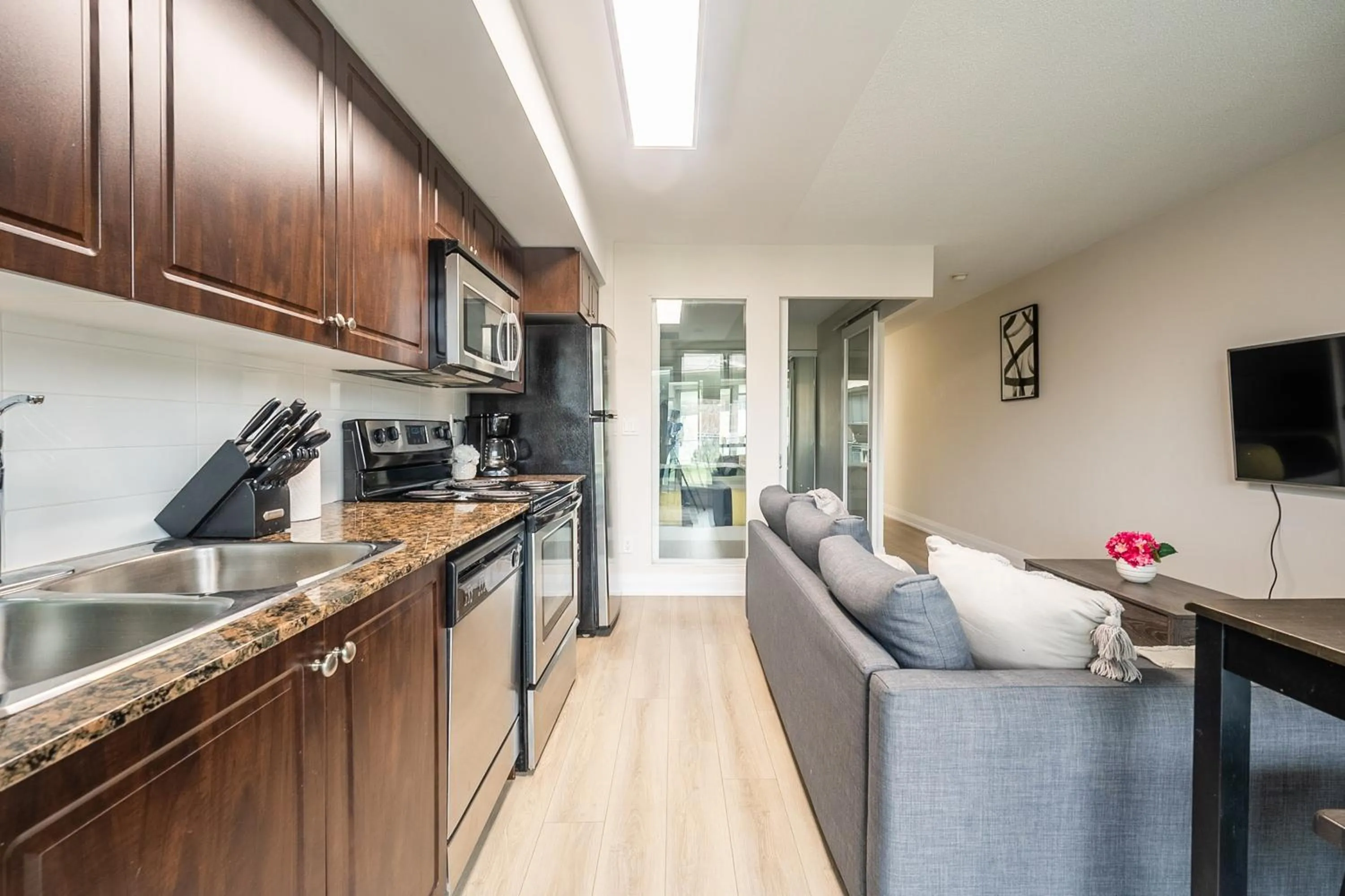 TV and multimedia in GLOBALSTAY Magnificent Condos in DT