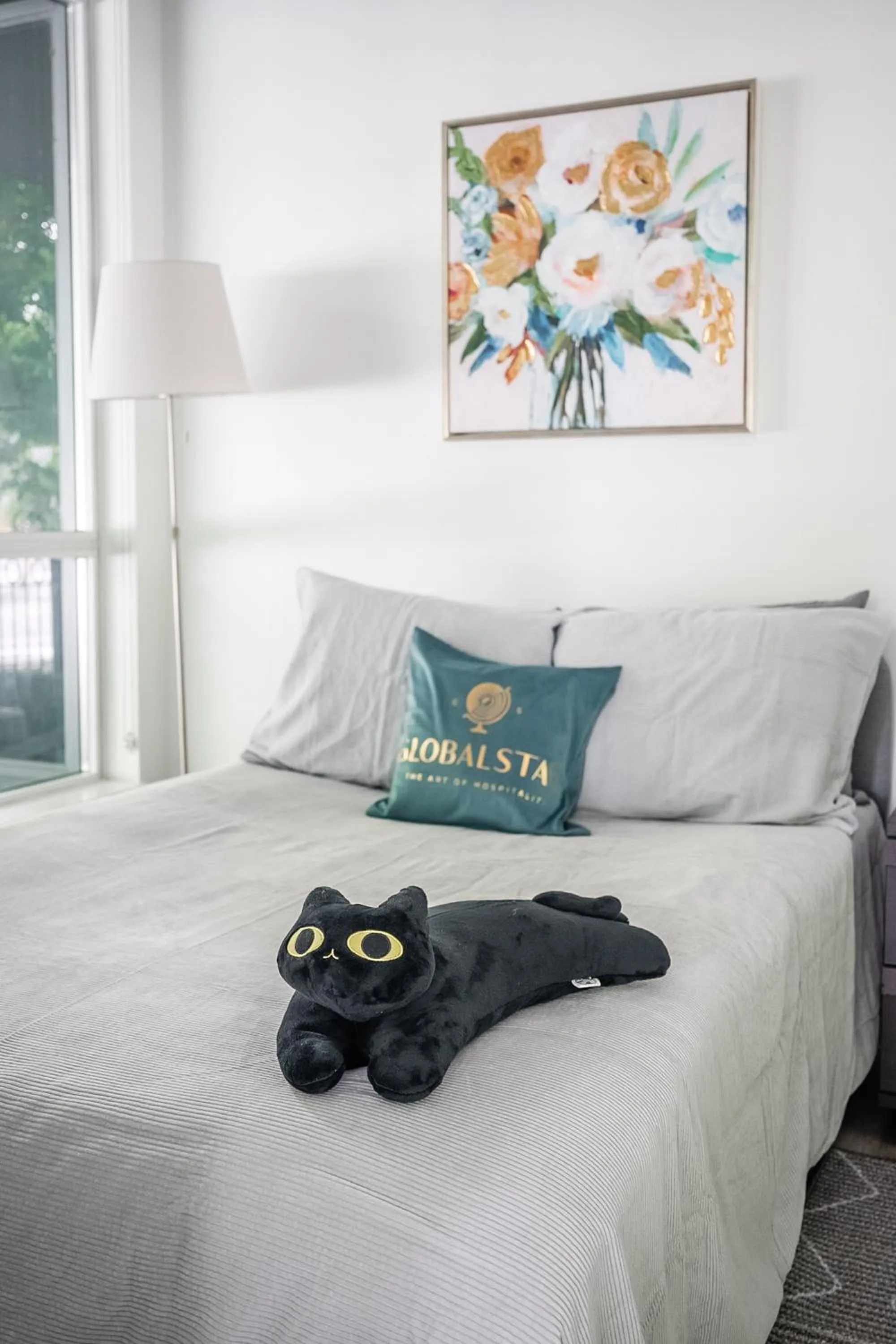 Bed in GLOBALSTAY Magnificent Condos in DT