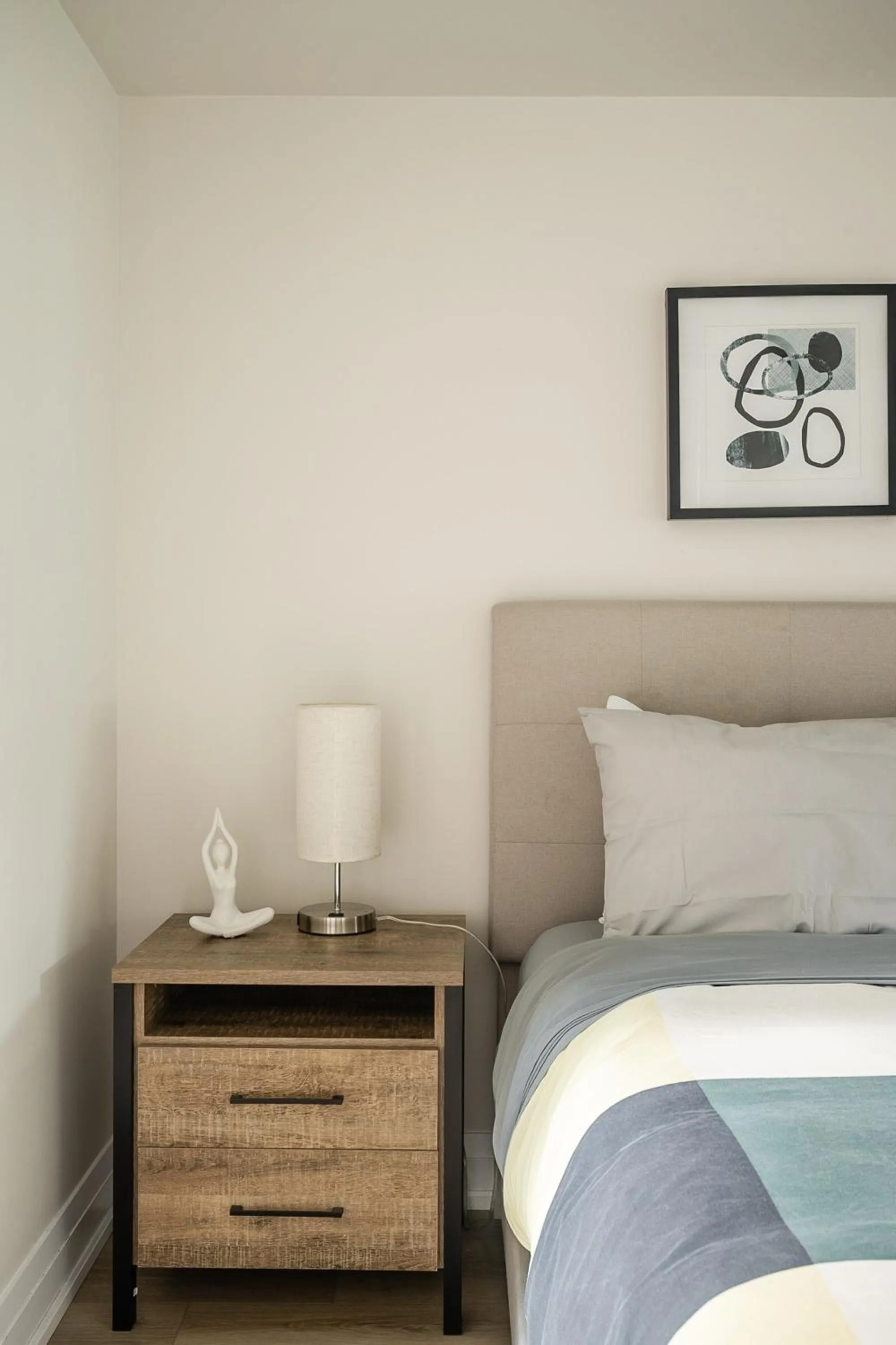 Bed in GLOBALSTAY Magnificent Condos in DT