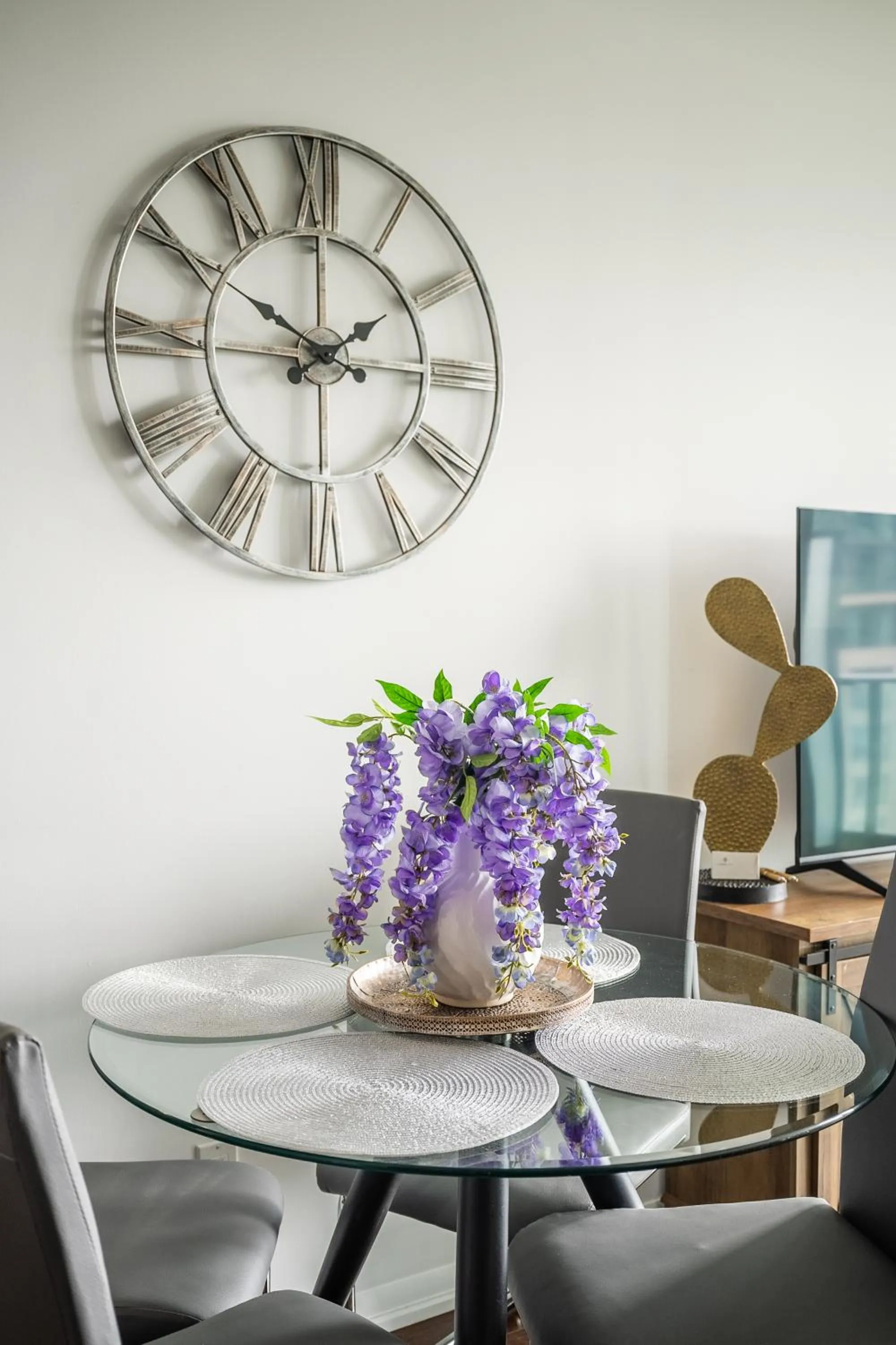 Dining area in GLOBALSTAY Magnificent Condos in DT
