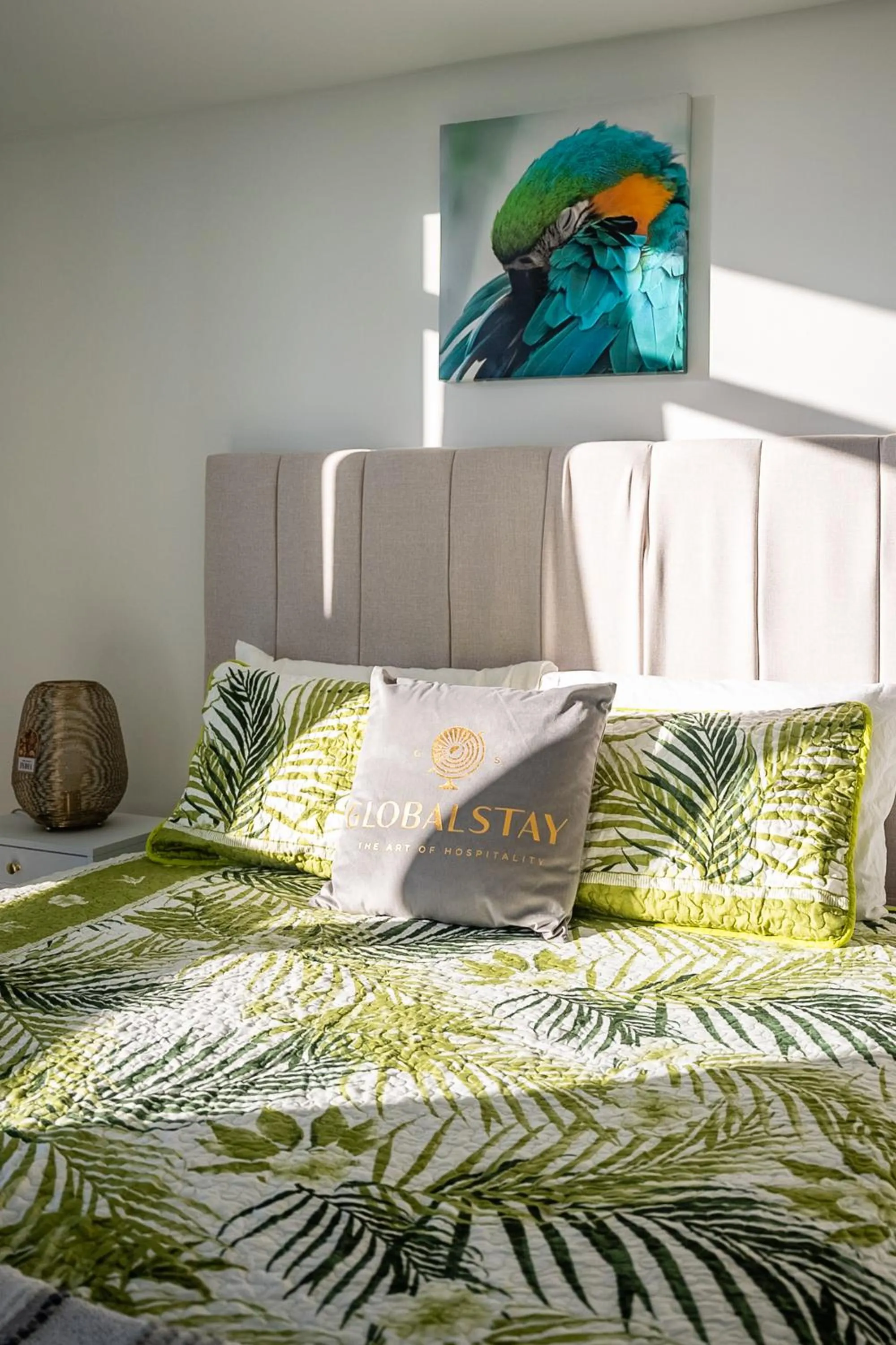 Bed in GLOBALSTAY Magnificent Condos in DT