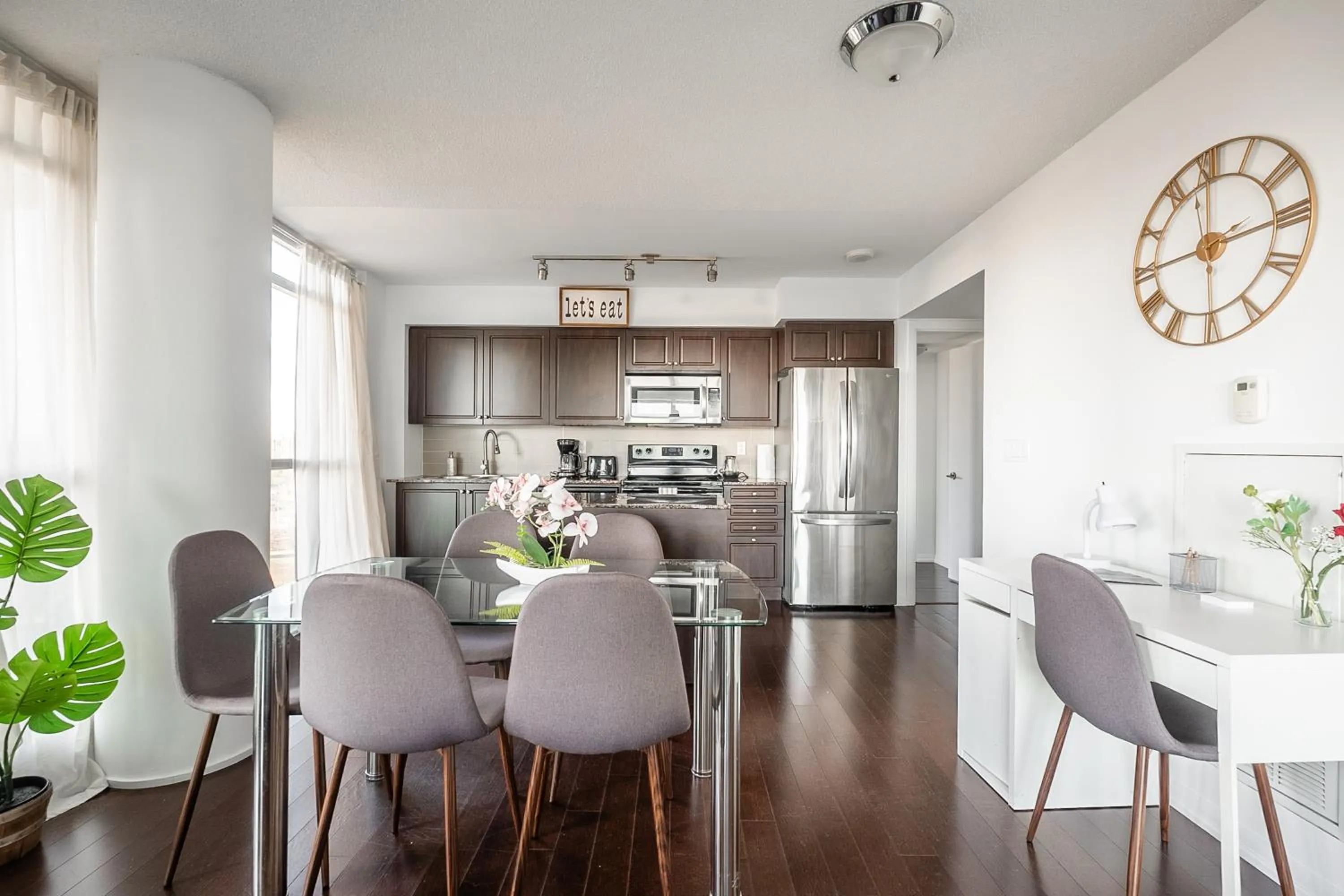 Kitchen or kitchenette in GLOBALSTAY Magnificent Condos in DT