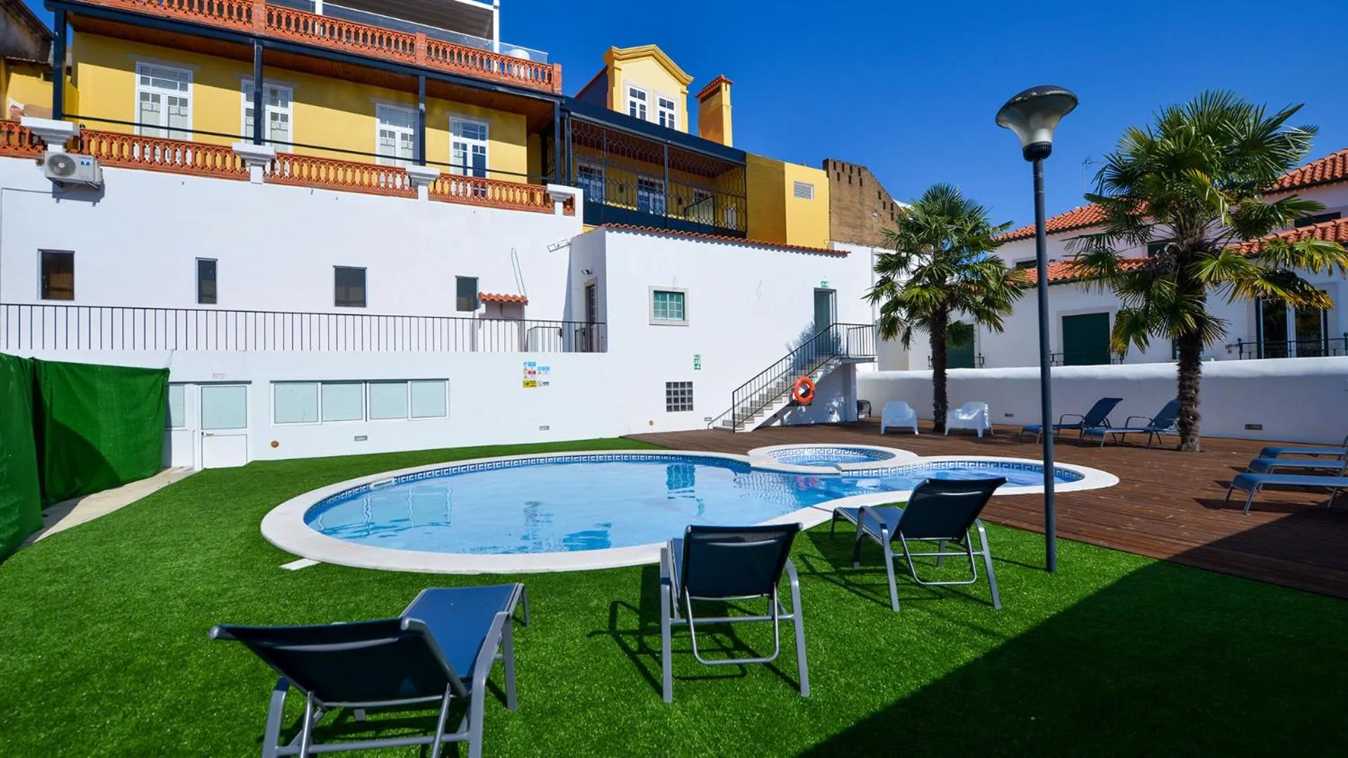 Inner courtyard view in O Paço - Vintage Suites