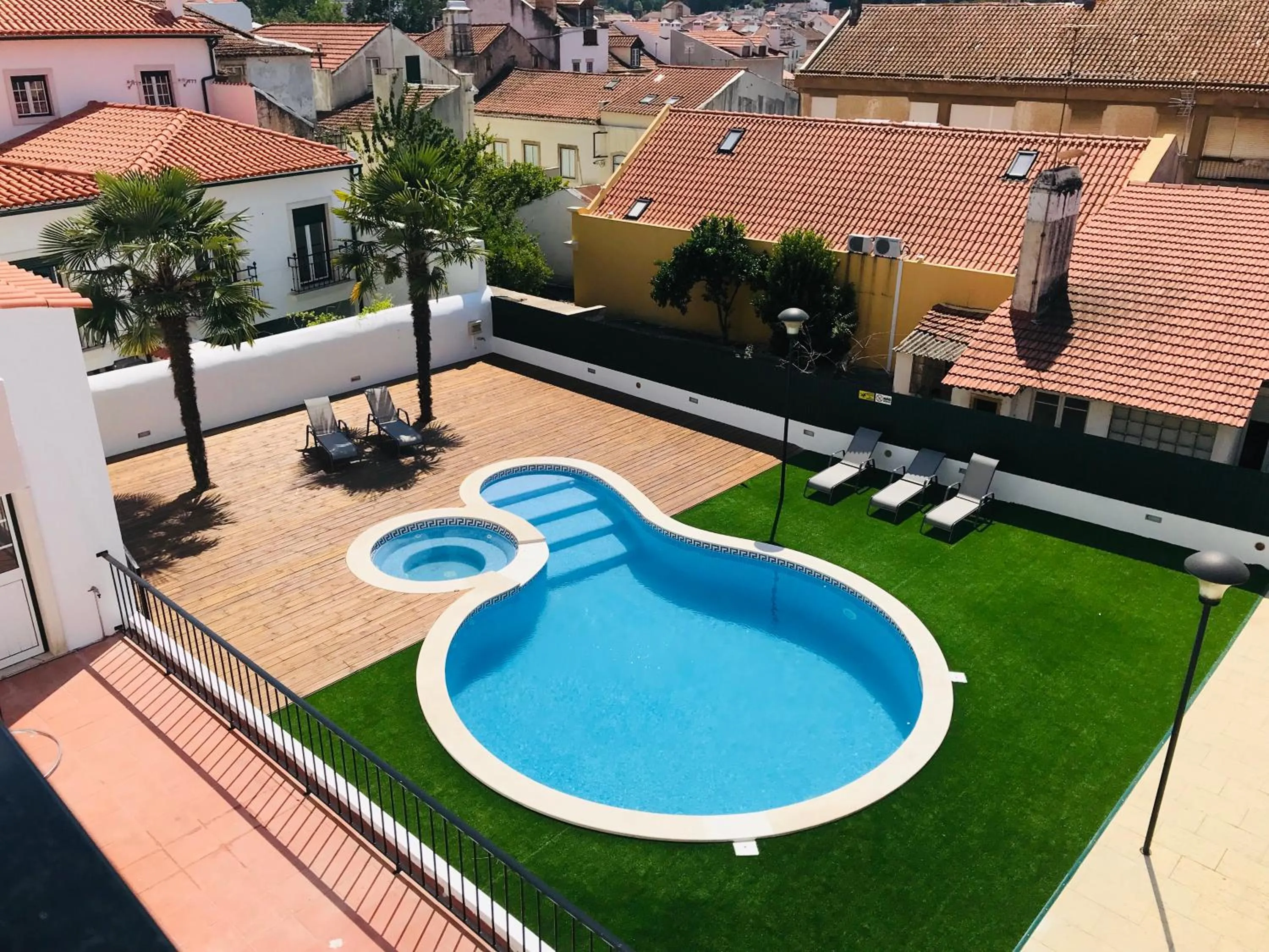 Pool view in O Paço - Vintage Suites
