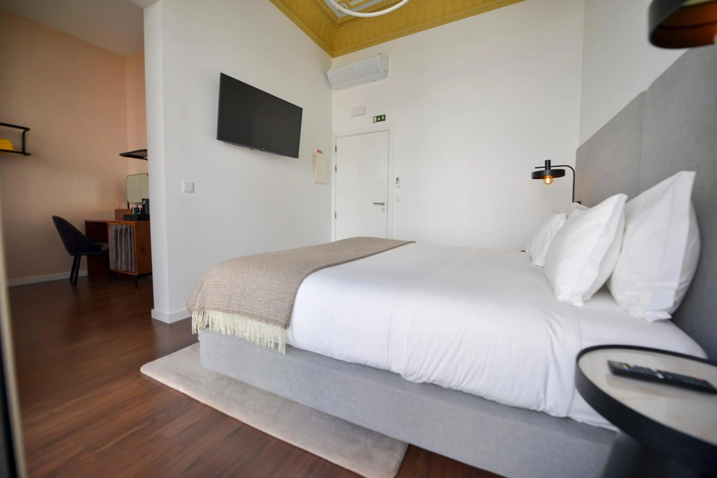 Bed in O Paço - Vintage Suites