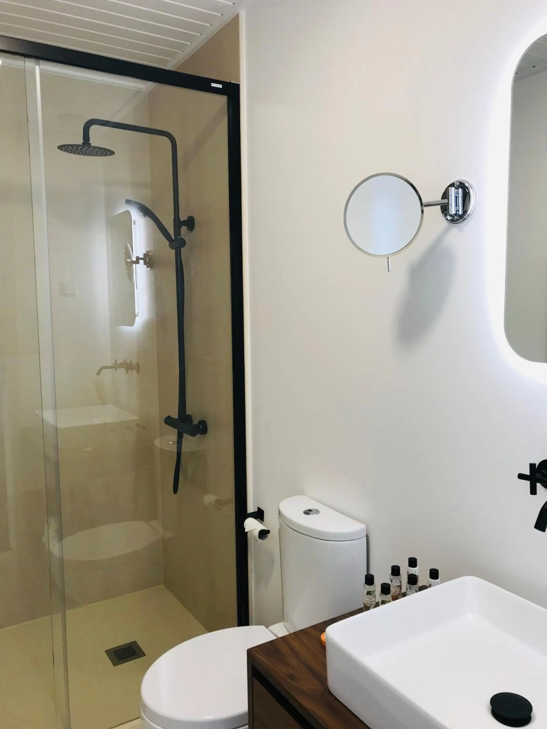 Shower in O Paço - Vintage Suites