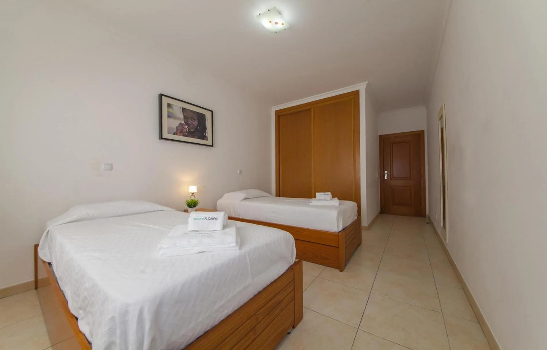 Floor plan, Bed in B41 - Windmill Modern with Pool