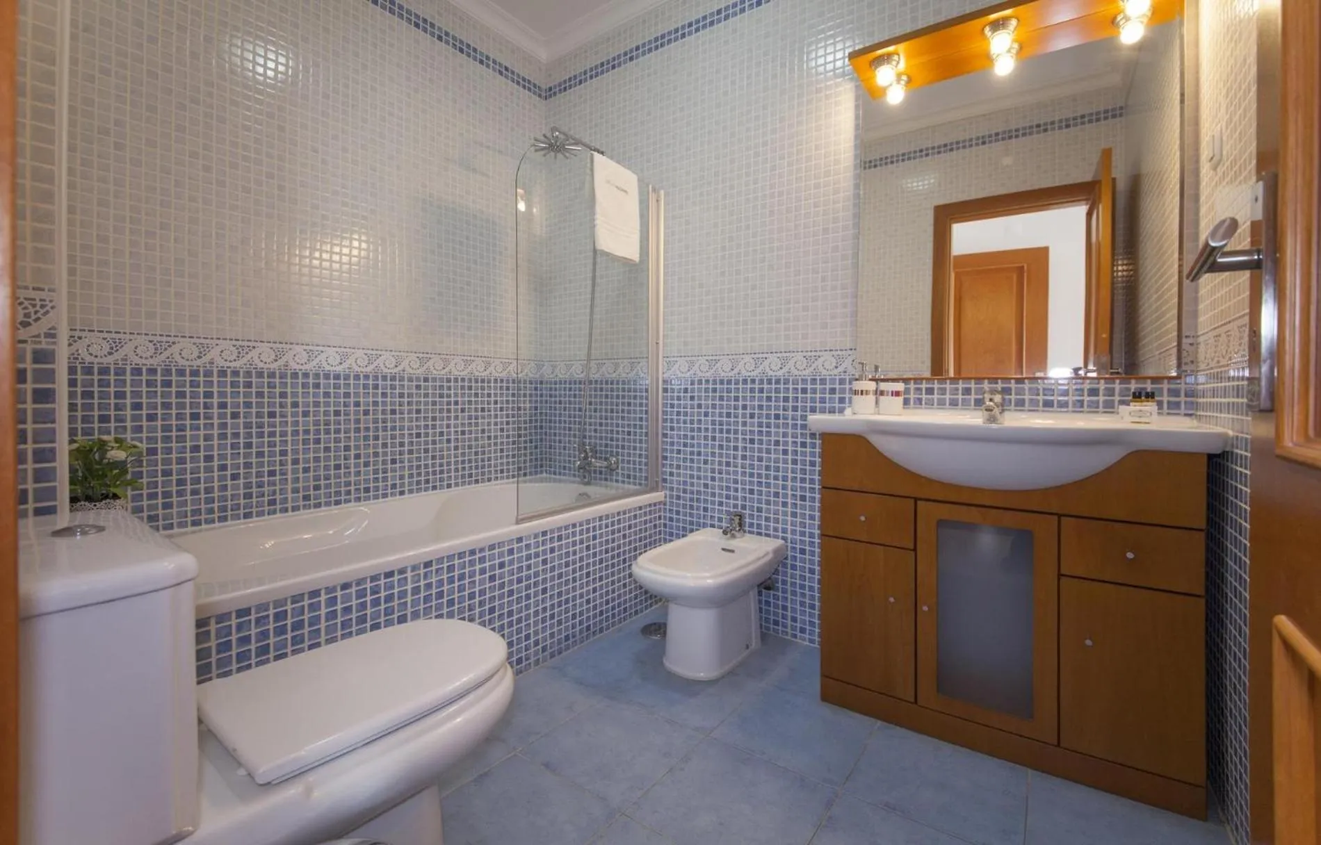 Floor plan in B41 - Windmill Modern with Pool