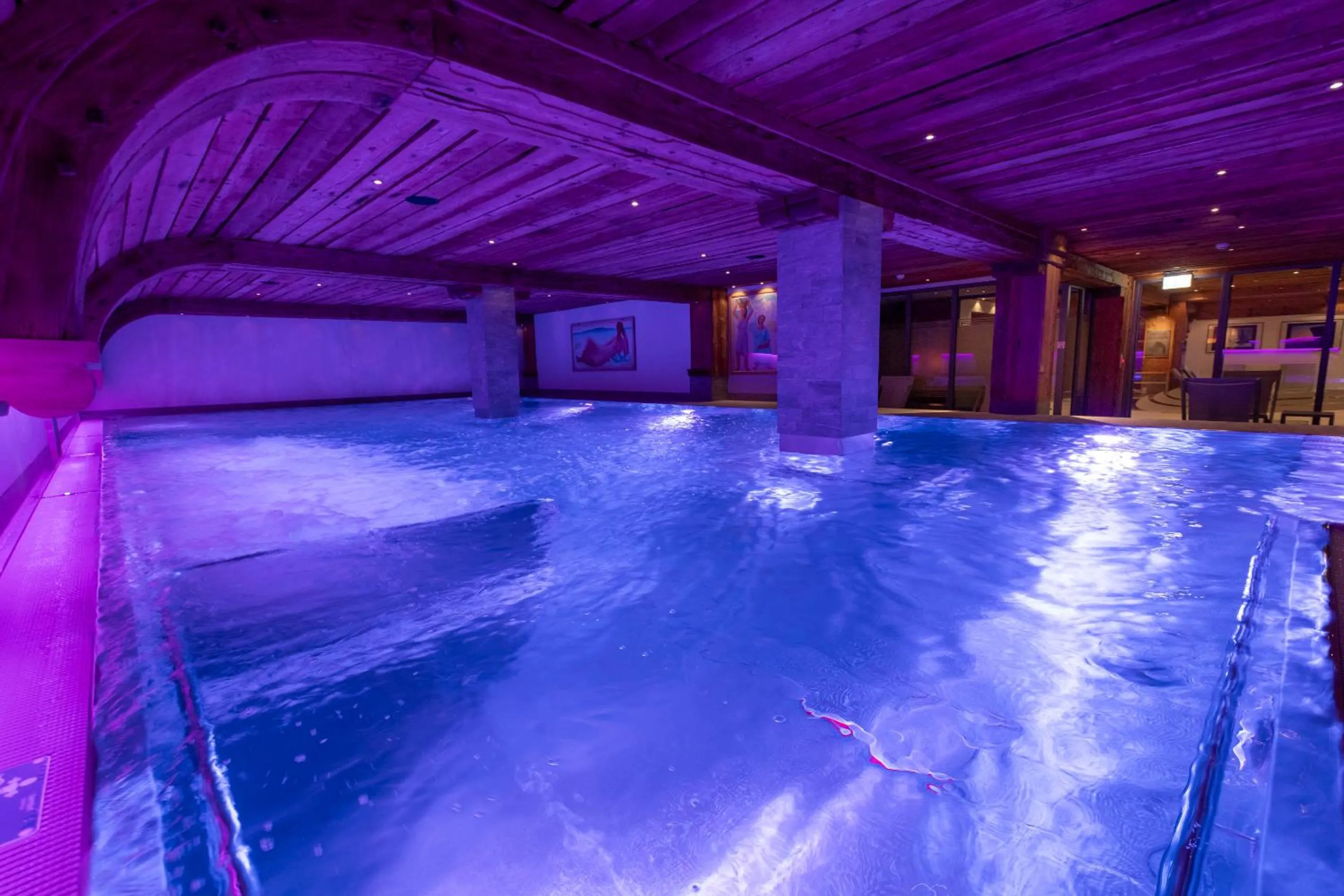 Swimming pool in Naco Aparthotel by Arca Spa