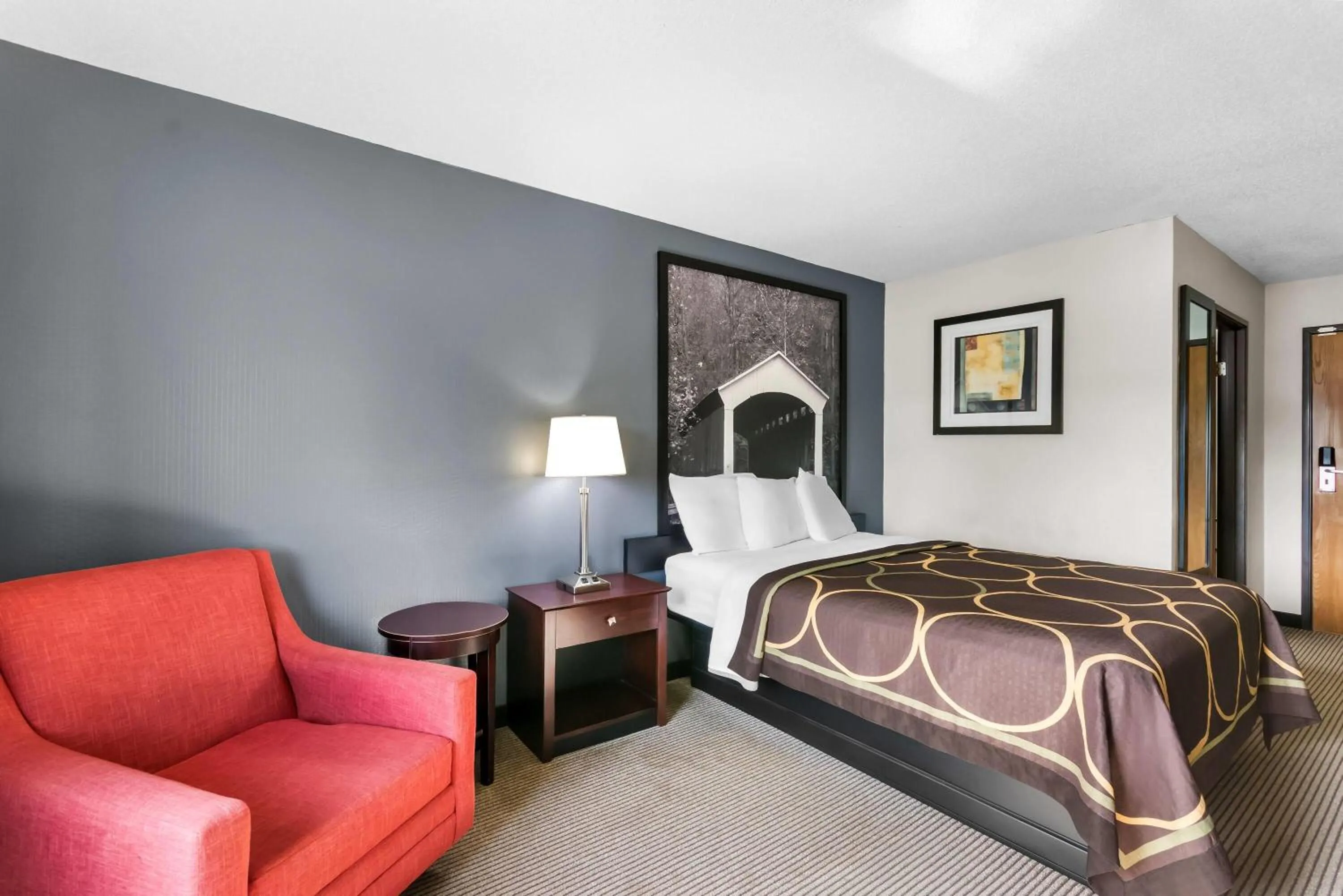 Bed in Super 8 by Wyndham Bloomington University Area