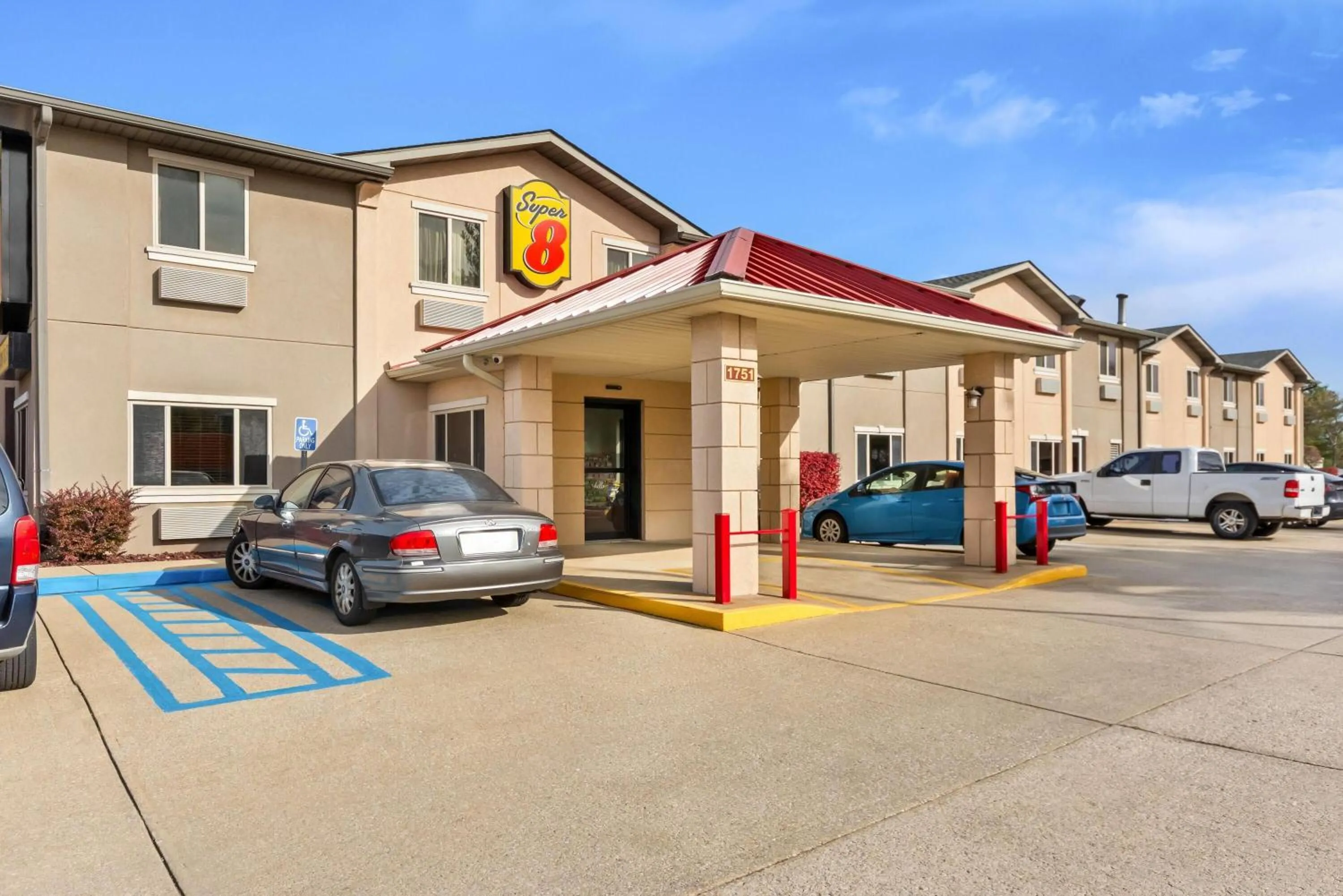Property building in Super 8 by Wyndham Bloomington University Area