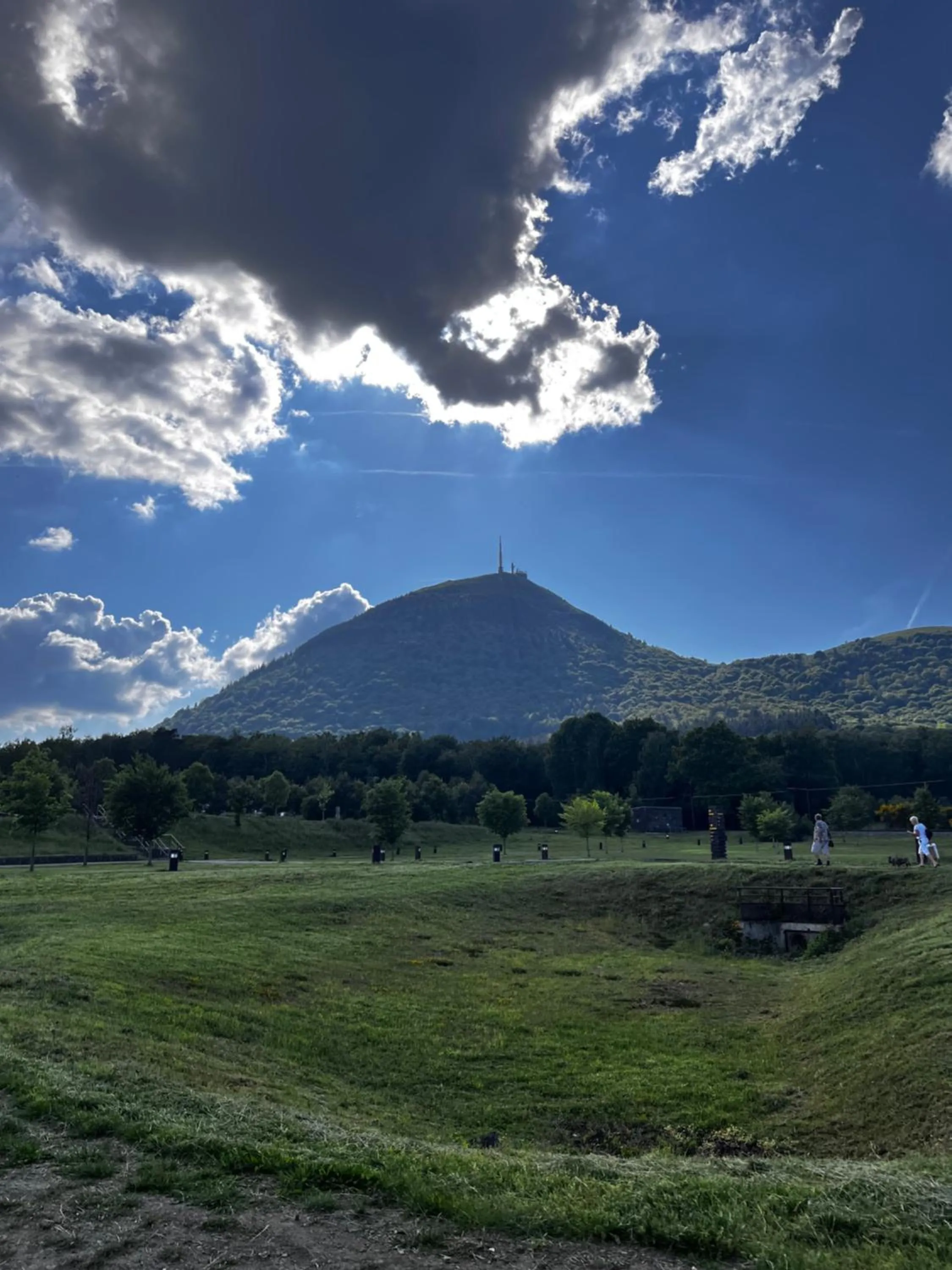 Nearby landmark in Hôtel et Résidence Les Lauréades Clermont-Ferrand Centre Jaude