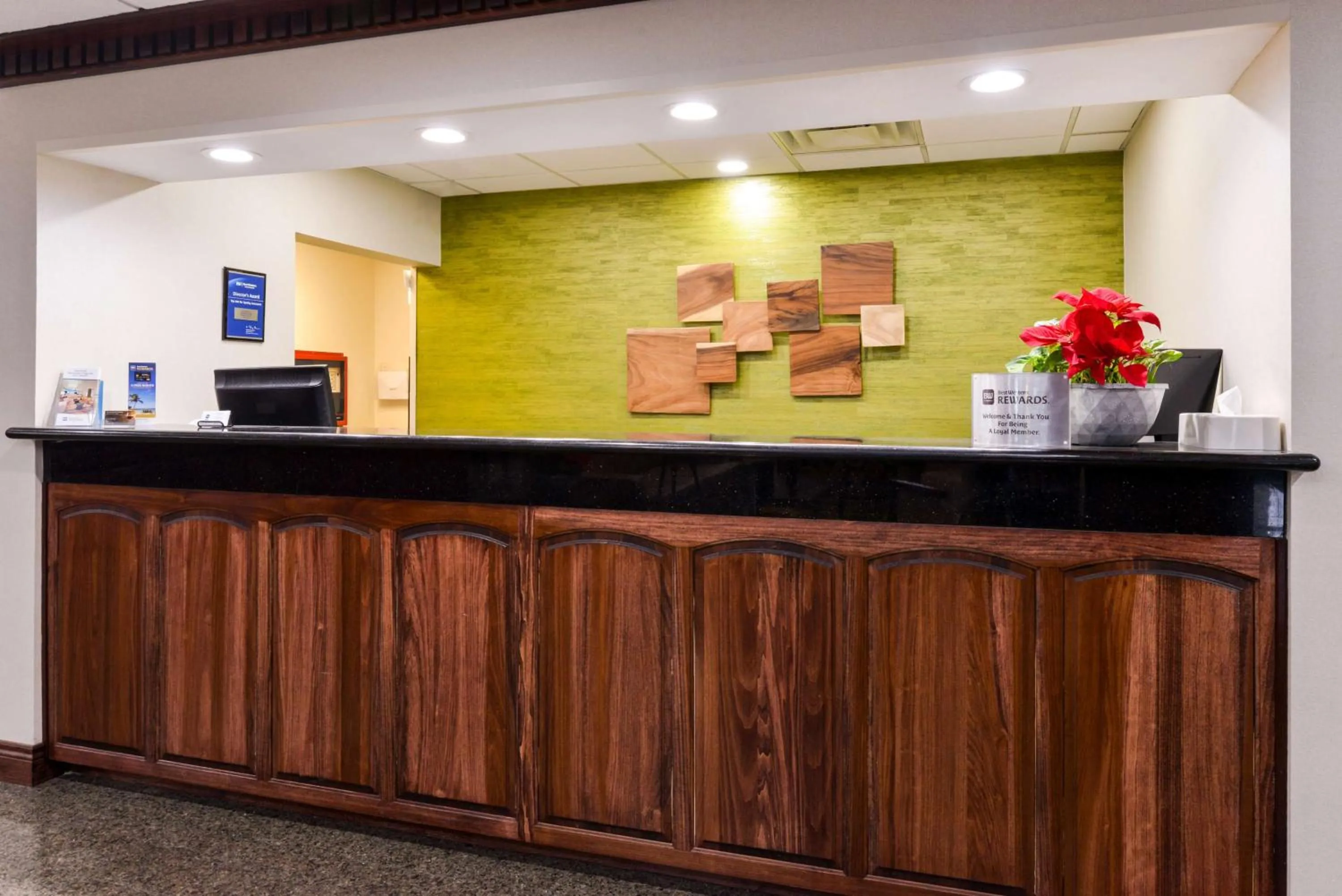Lobby or reception in Best Western Big Spring Lodge