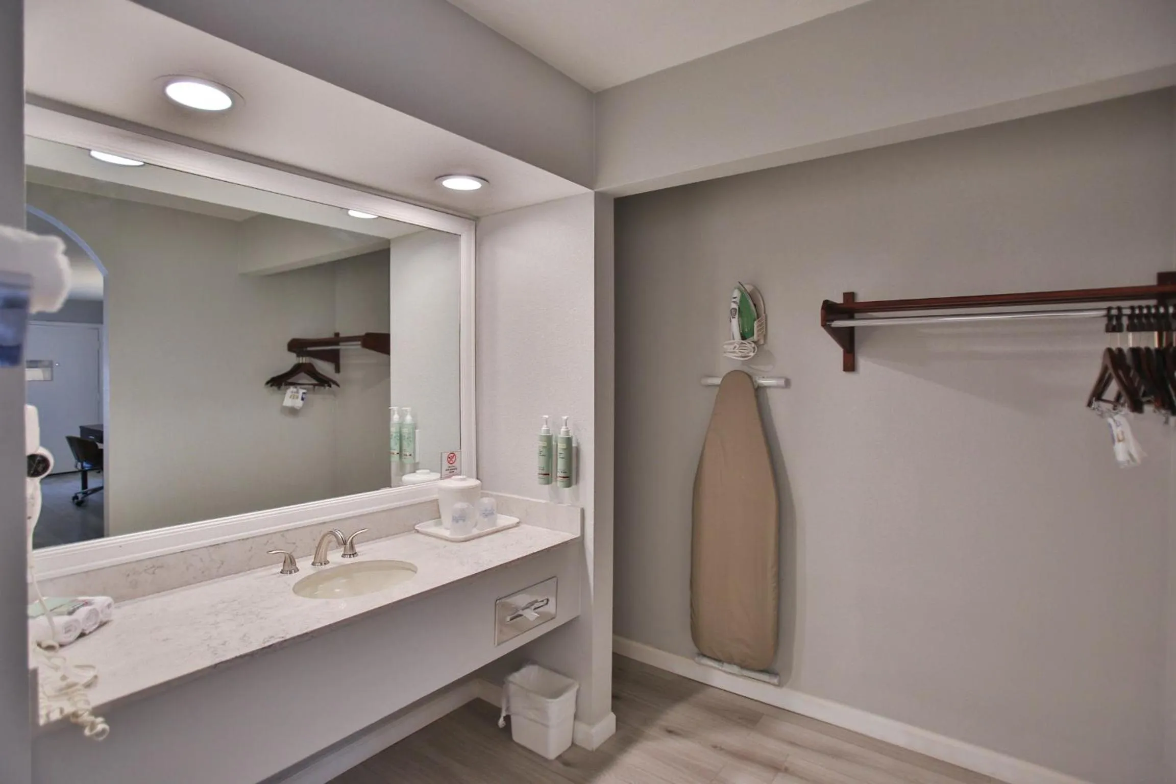 Bathroom in Best Western Surf City